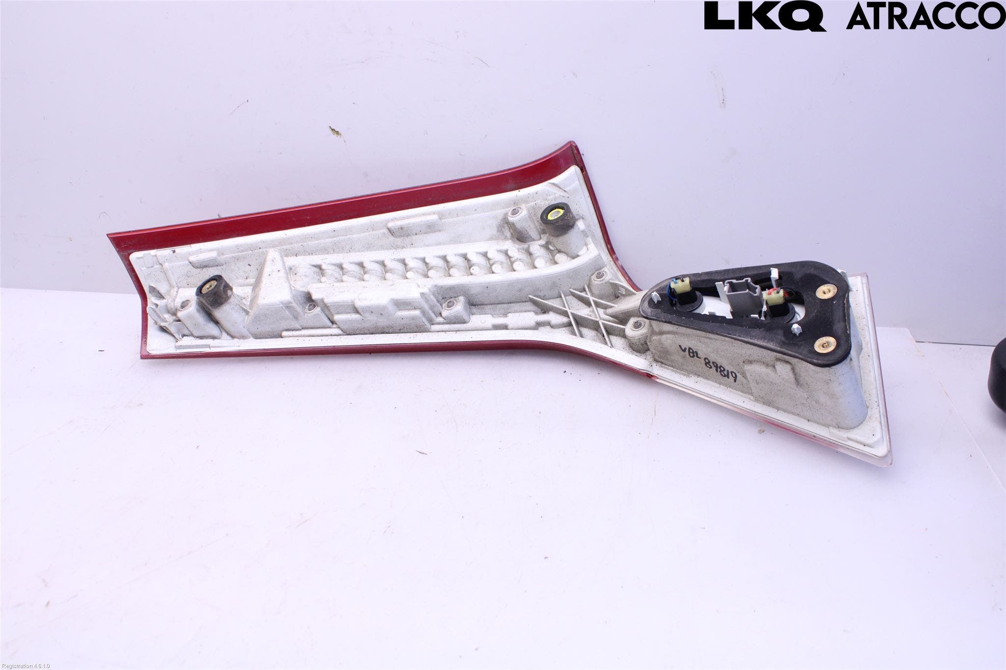 Volvo V70 14-16 Bakljus Lucka Vä