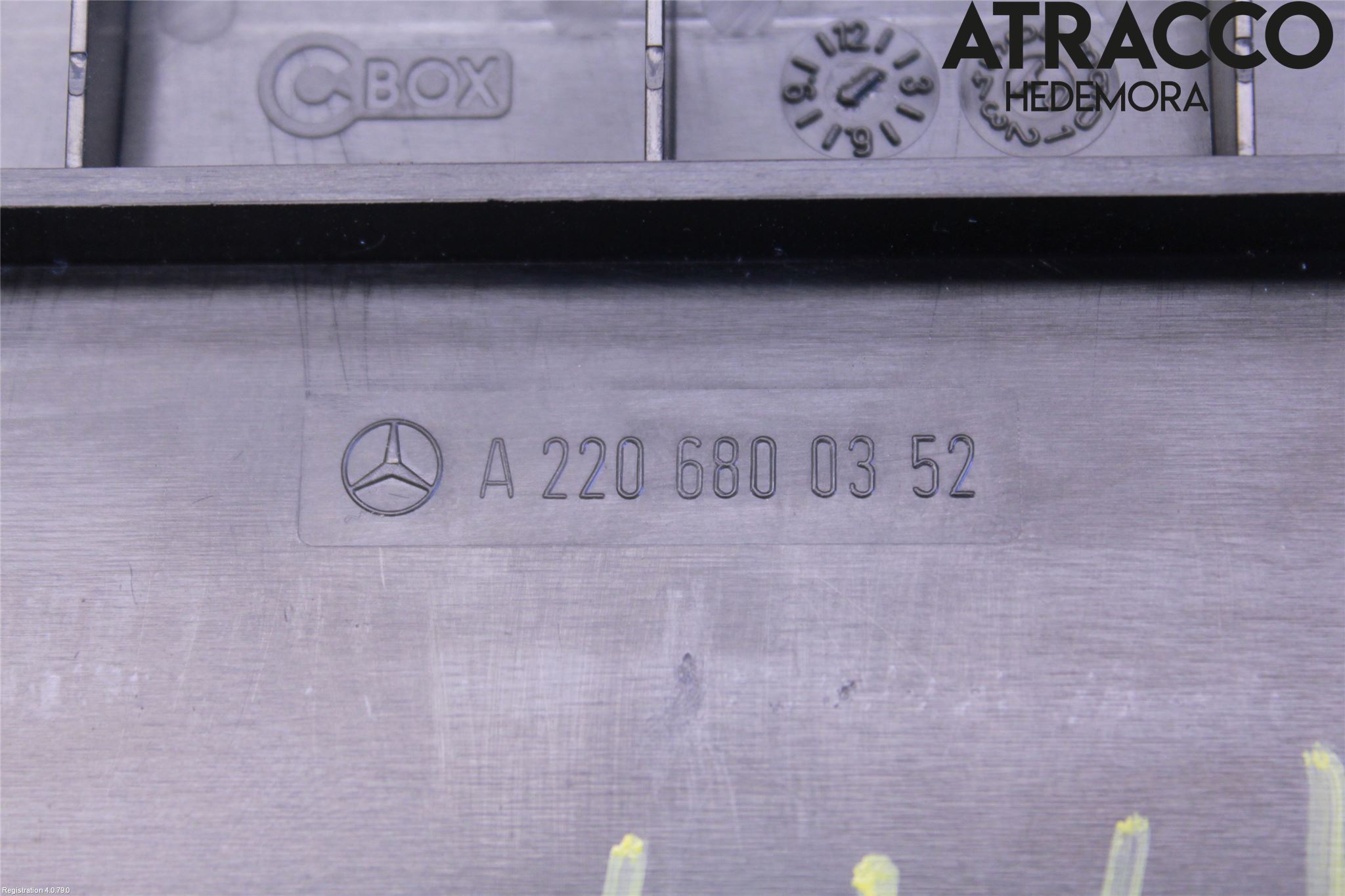 Mercedes-Benz MB S-KLASS (W220)  99-05 Instrumentbräda Förvaringsfack