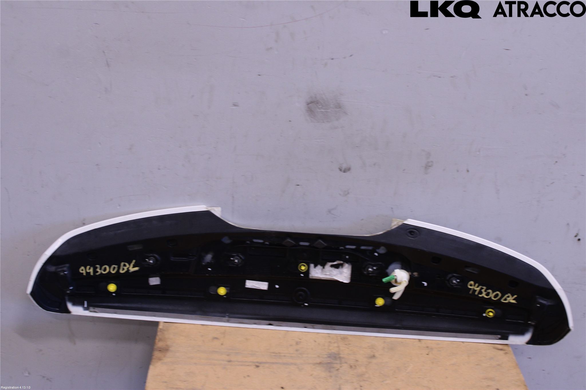 Volvo V60 CROSS COUNTRY 16-18 Spoiler Baklucka