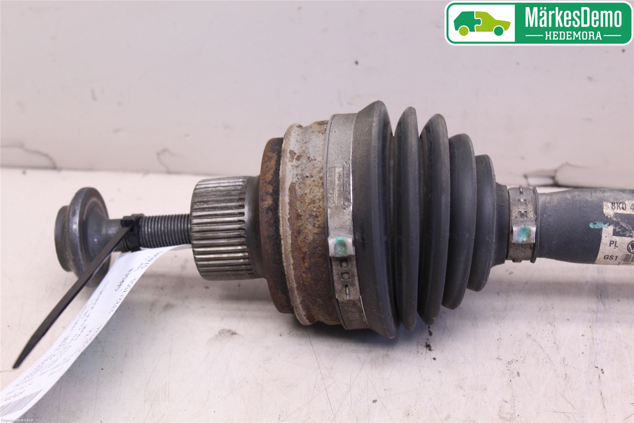 Audi A4/S4 08-11 Drivaxel Fram Vänster