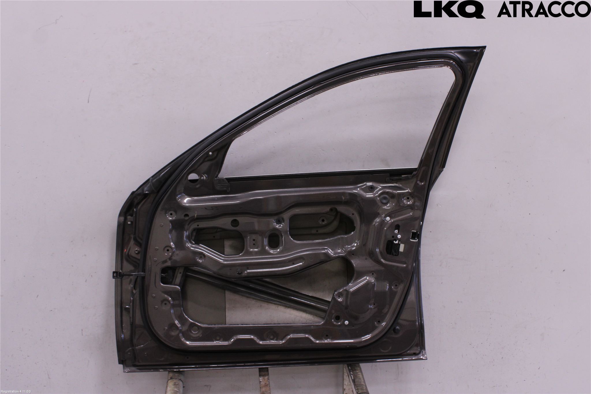 BMW 5 F10/F11/F18 09-17 Dörr Fram Höger