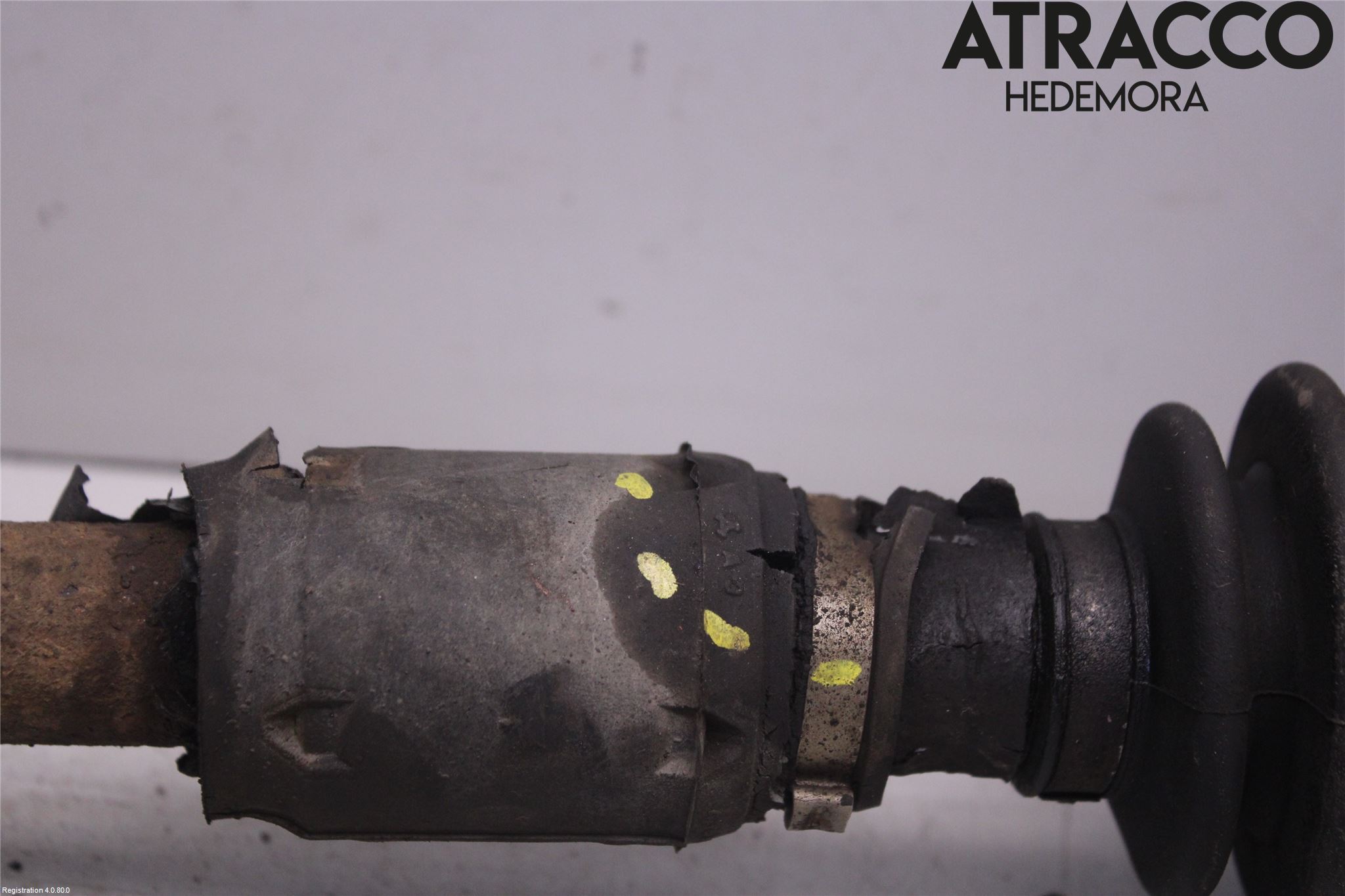 Toyota AVENSIS 98-02 Drivaxel Fram Höger