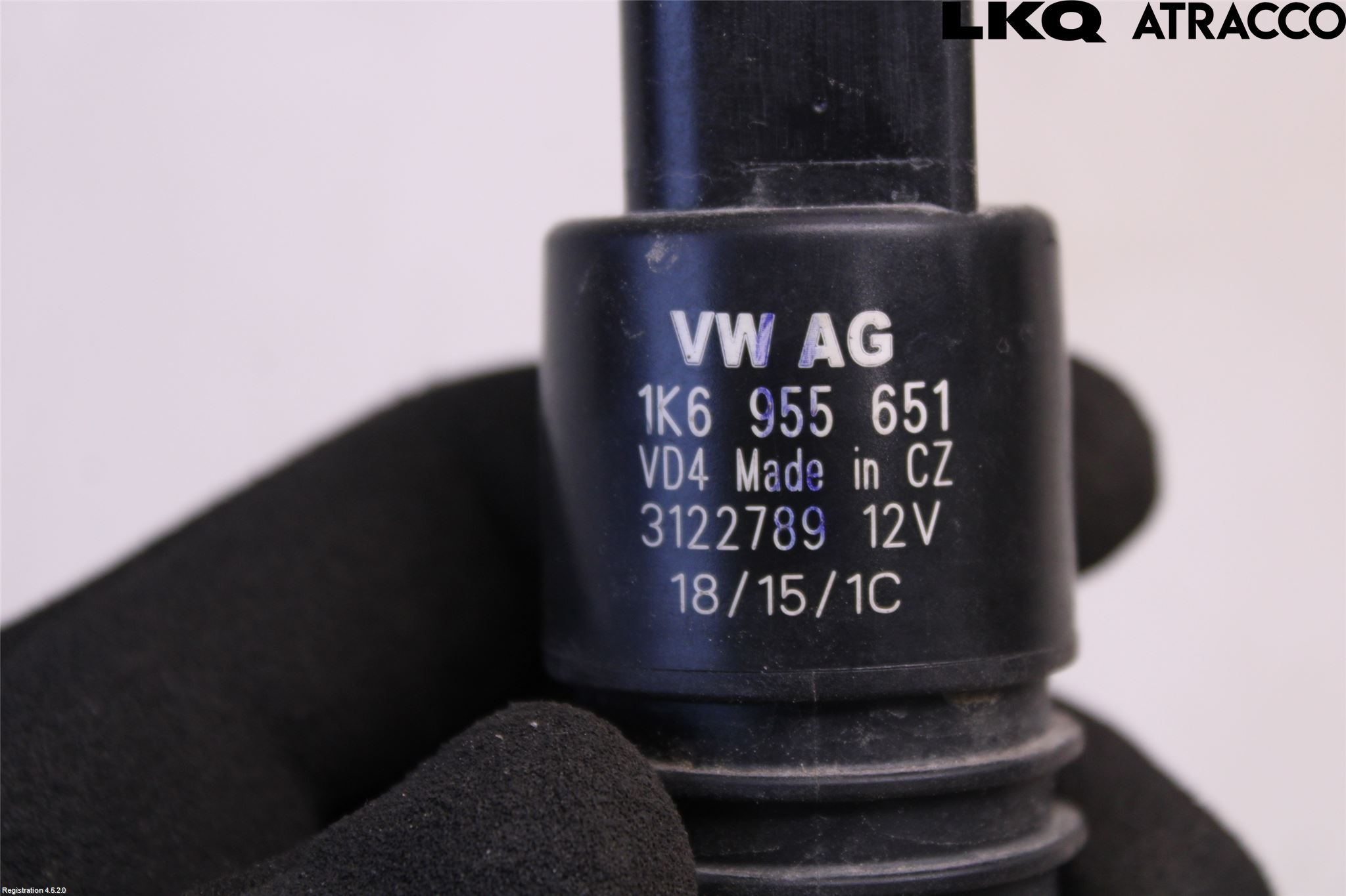 Volkswagen VW TOUAREG 7P 11-18 Spolarpump Vindruta