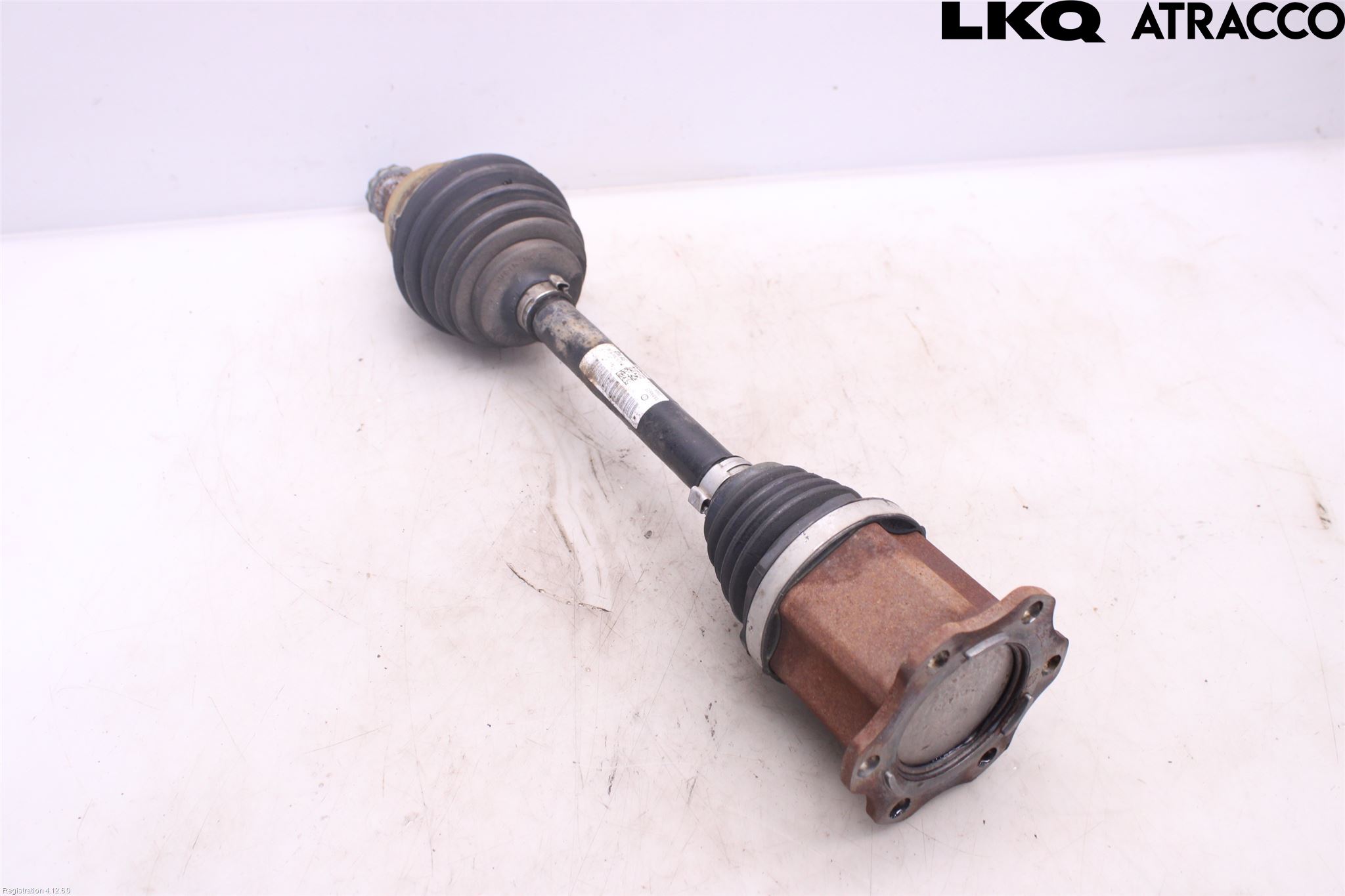 Skoda SCALA 19- Drivaxel Fram Vänster