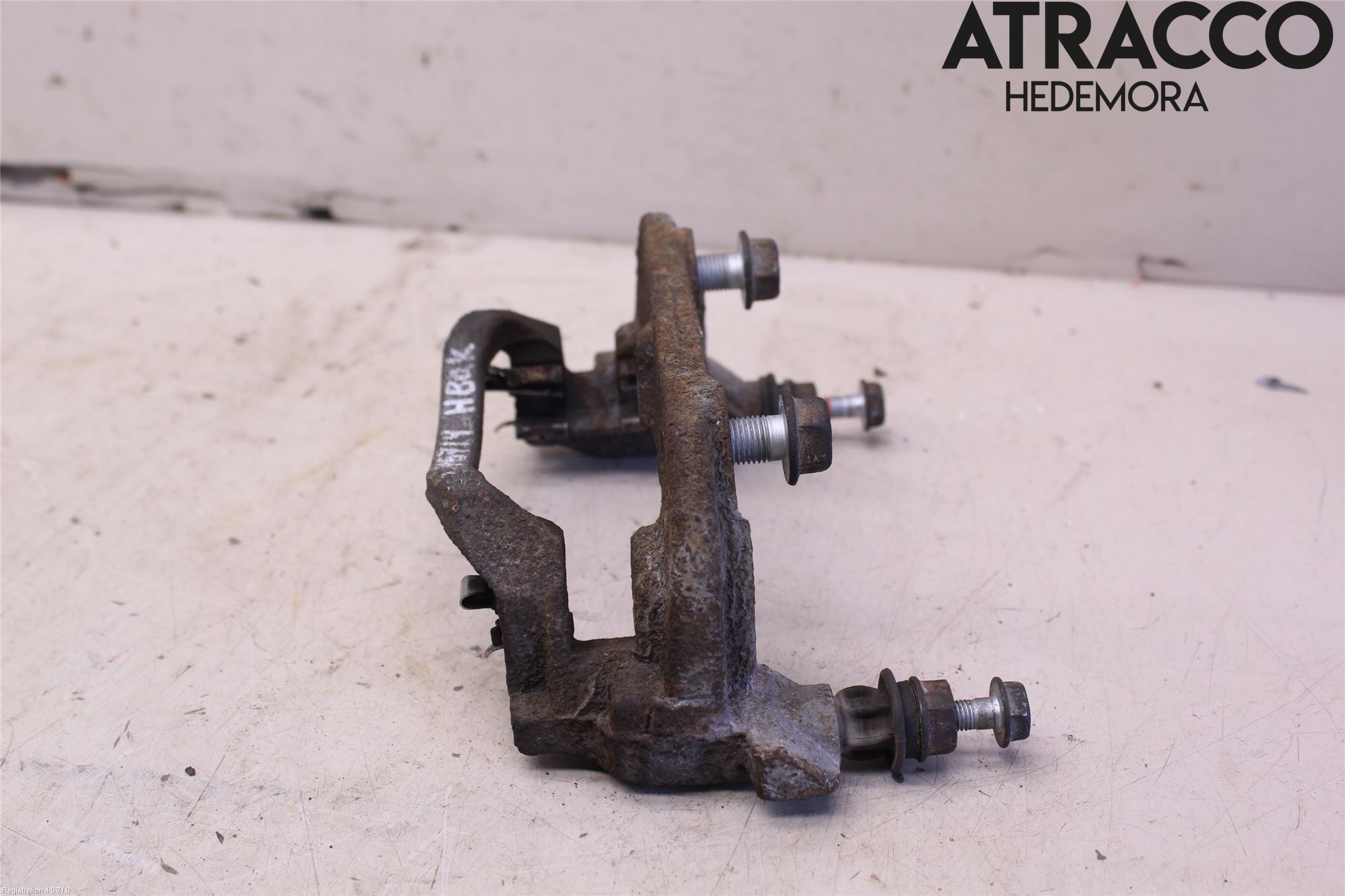 Lexus NX 300h 15-21 Bromsokshållare