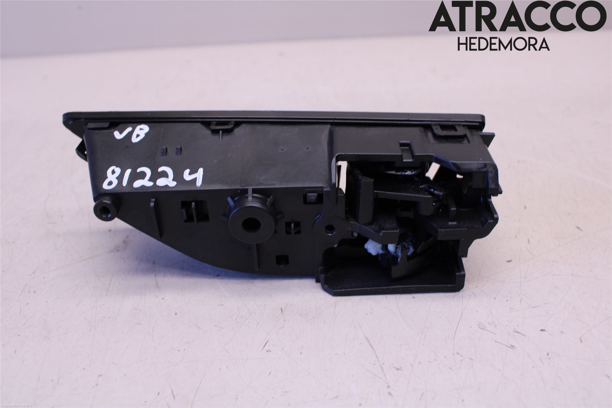 Subaru IMPREZA V 18- Dörrhandtag Inre Vä