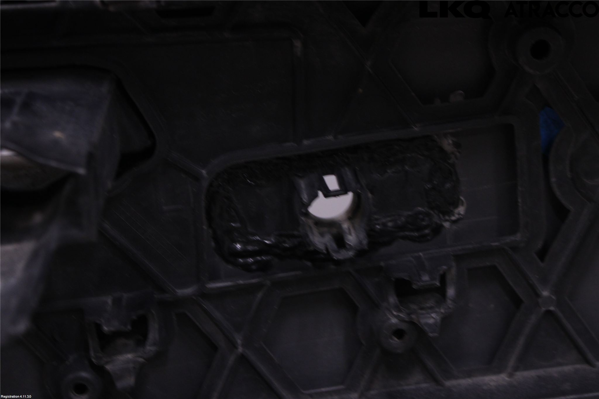 Volkswagen VW PASSAT 11-14 Stötfångarbeklädnad Fram