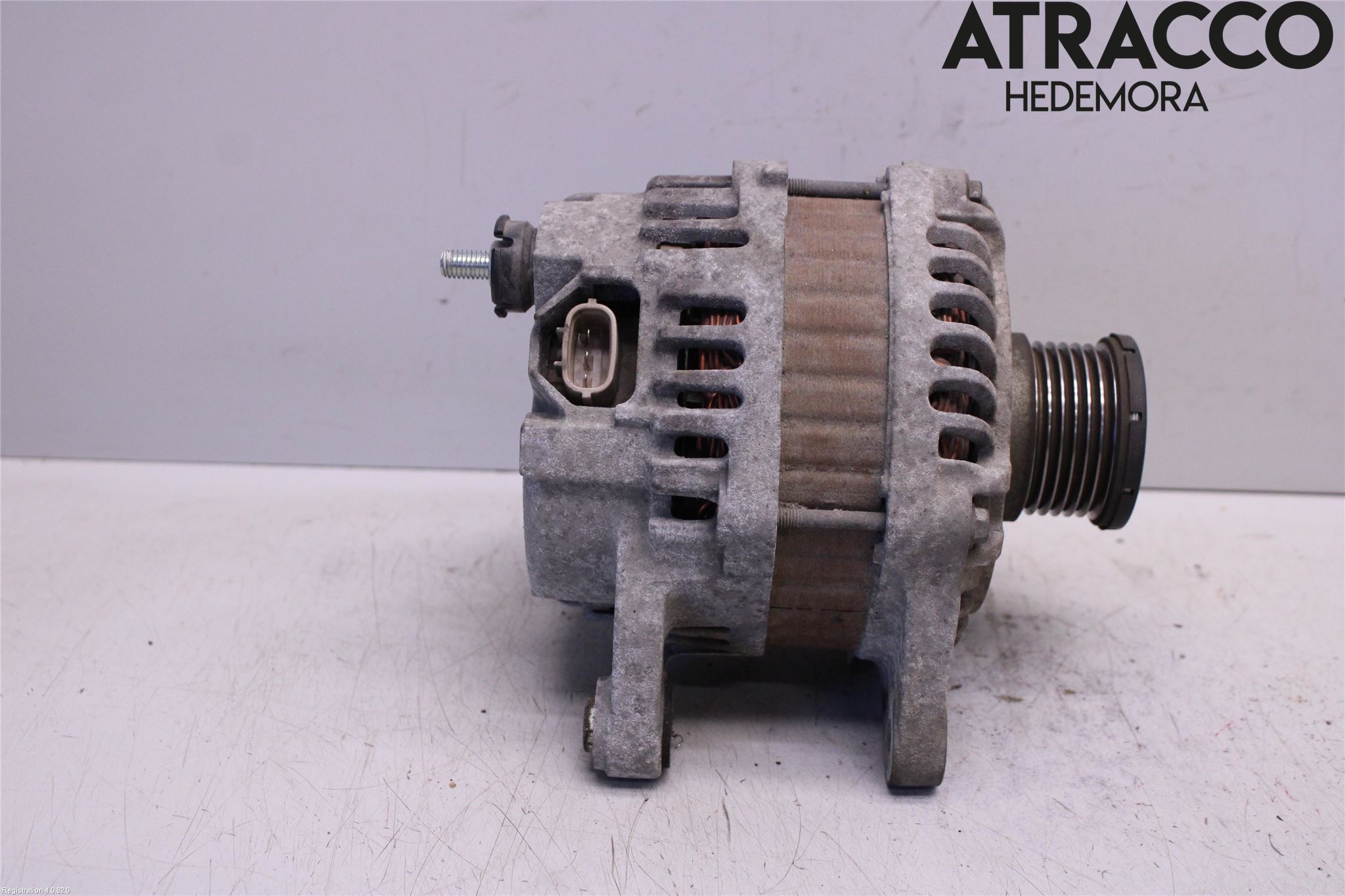 Nissan QASHQAI+2  08-10 Generator