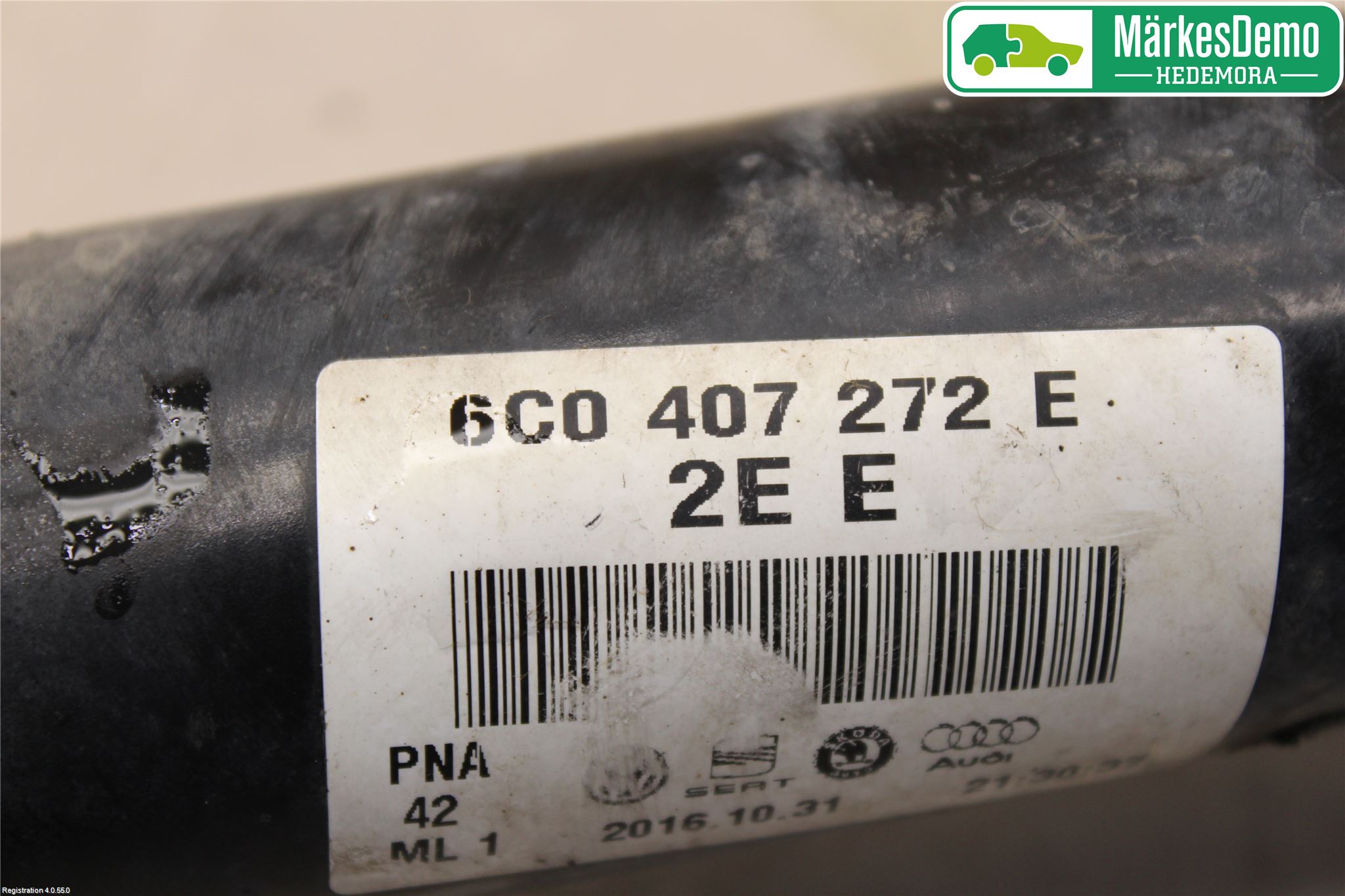 Volkswagen VW POLO 10-17 Drivaxel Fram Höger