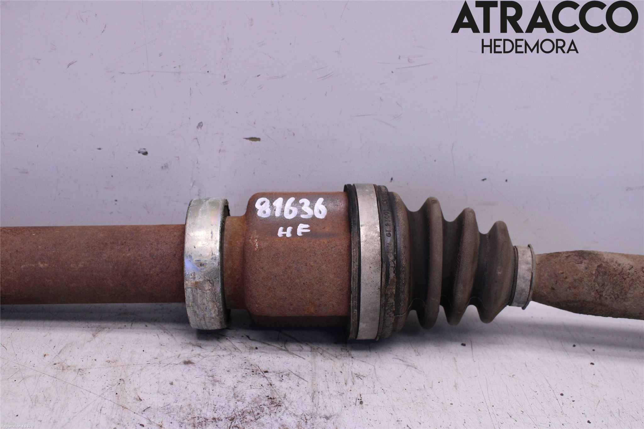 Ford FOCUS     04-07 Drivaxel Fram Höger