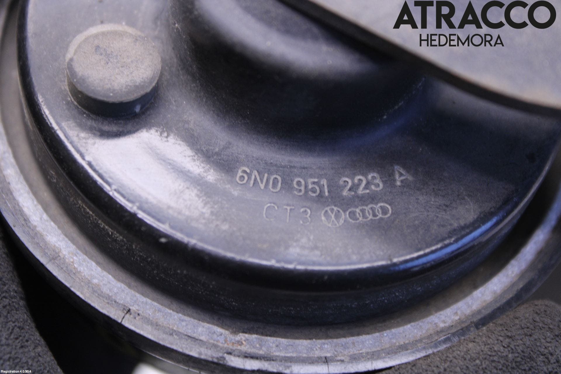 Volkswagen VW TOUAREG 7L 03-10 Signalhorn