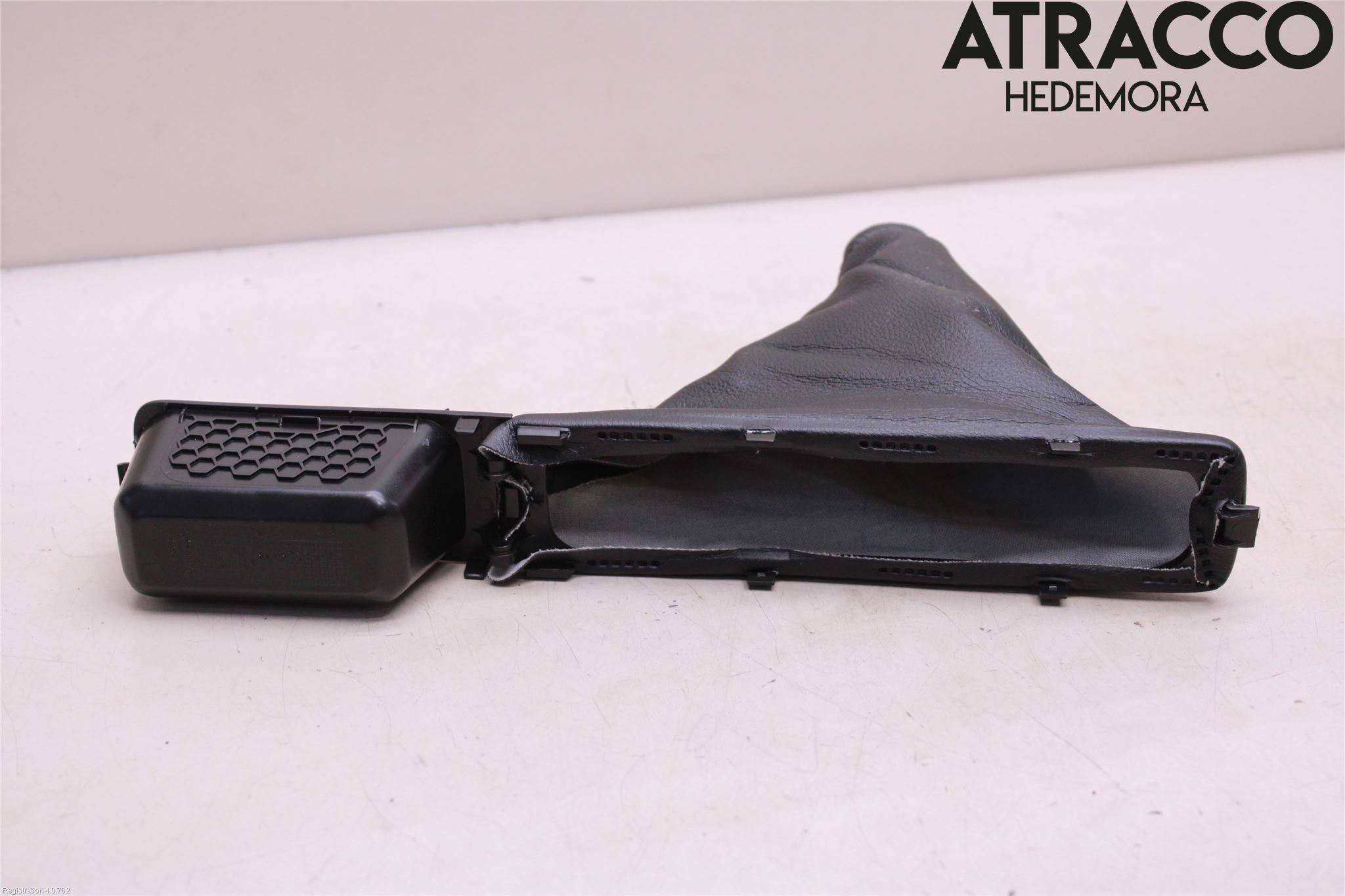 Ford FIESTA (VII) 18-23 Handbromsspak Damask-Skydd