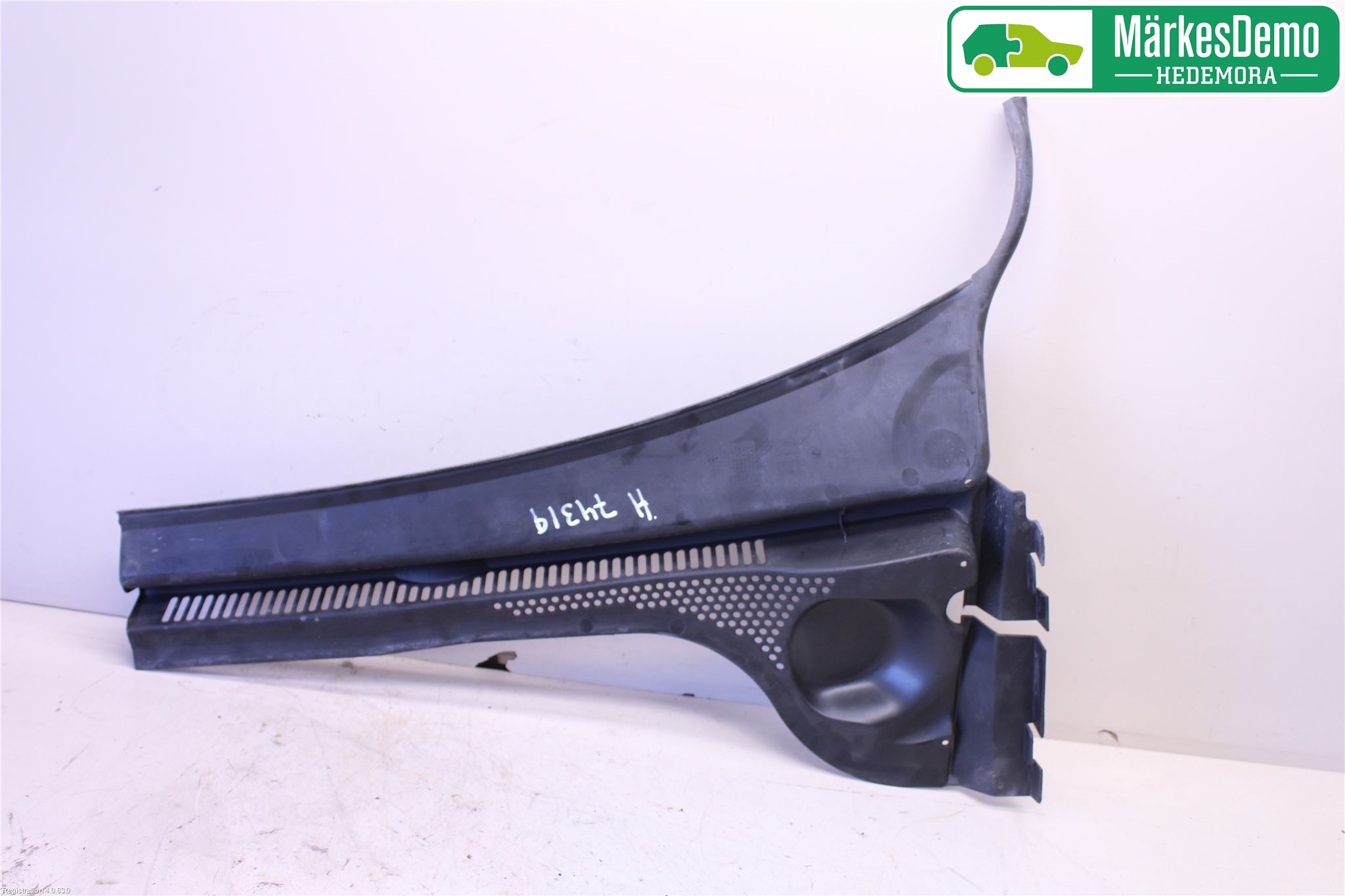 Volkswagen VW JETTA VI 11- Torpedplåt-Torpedplast