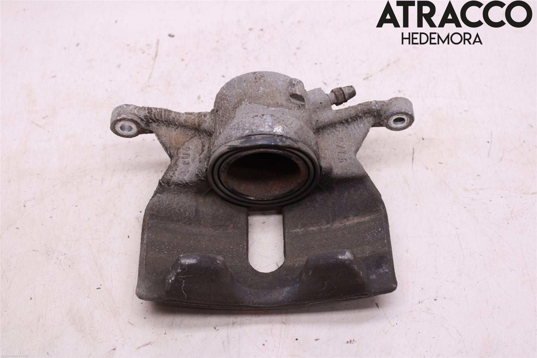 Volkswagen VW PASSAT 15-19 Bromsok Fram Höger