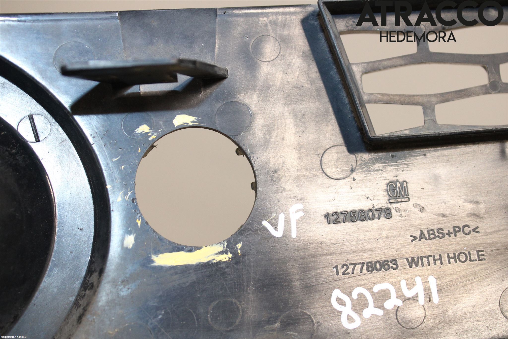 Saab 9-5     06-10 Dimljussarg Fram