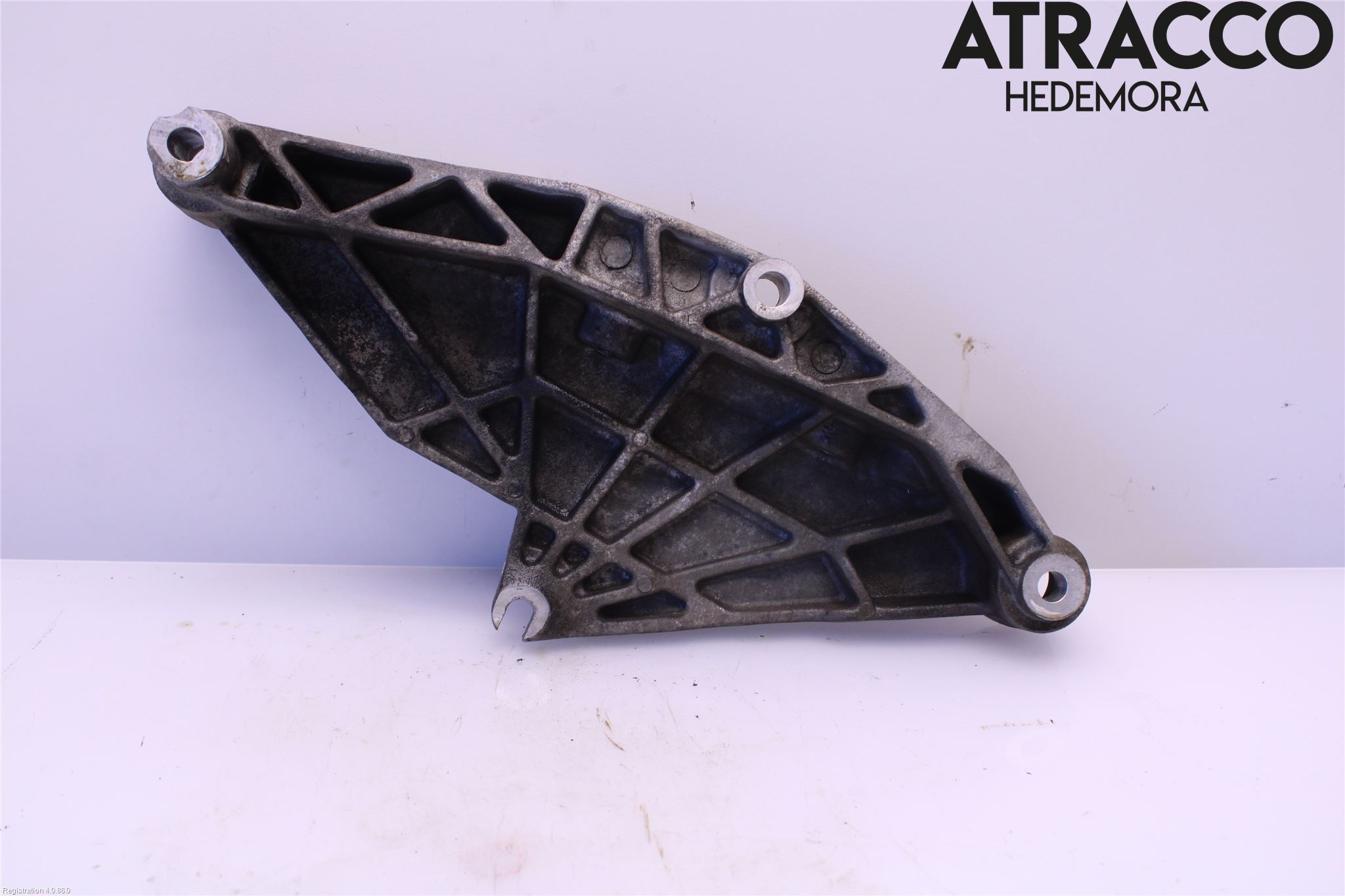 Chevrolet CAPTIVA Motorfäste