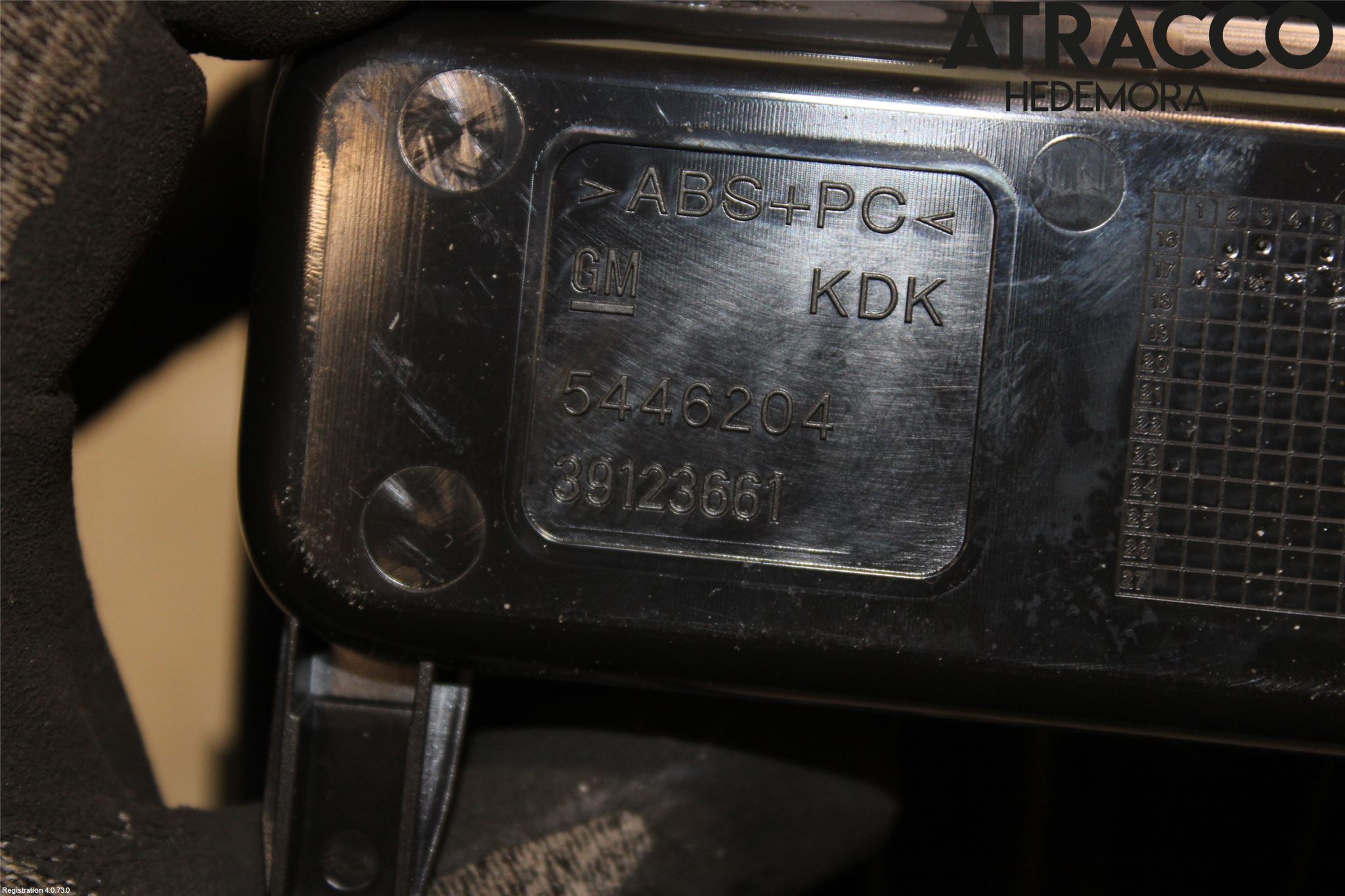 Opel INSIGNIA 17- Instrumentbräda Förvaringsfack