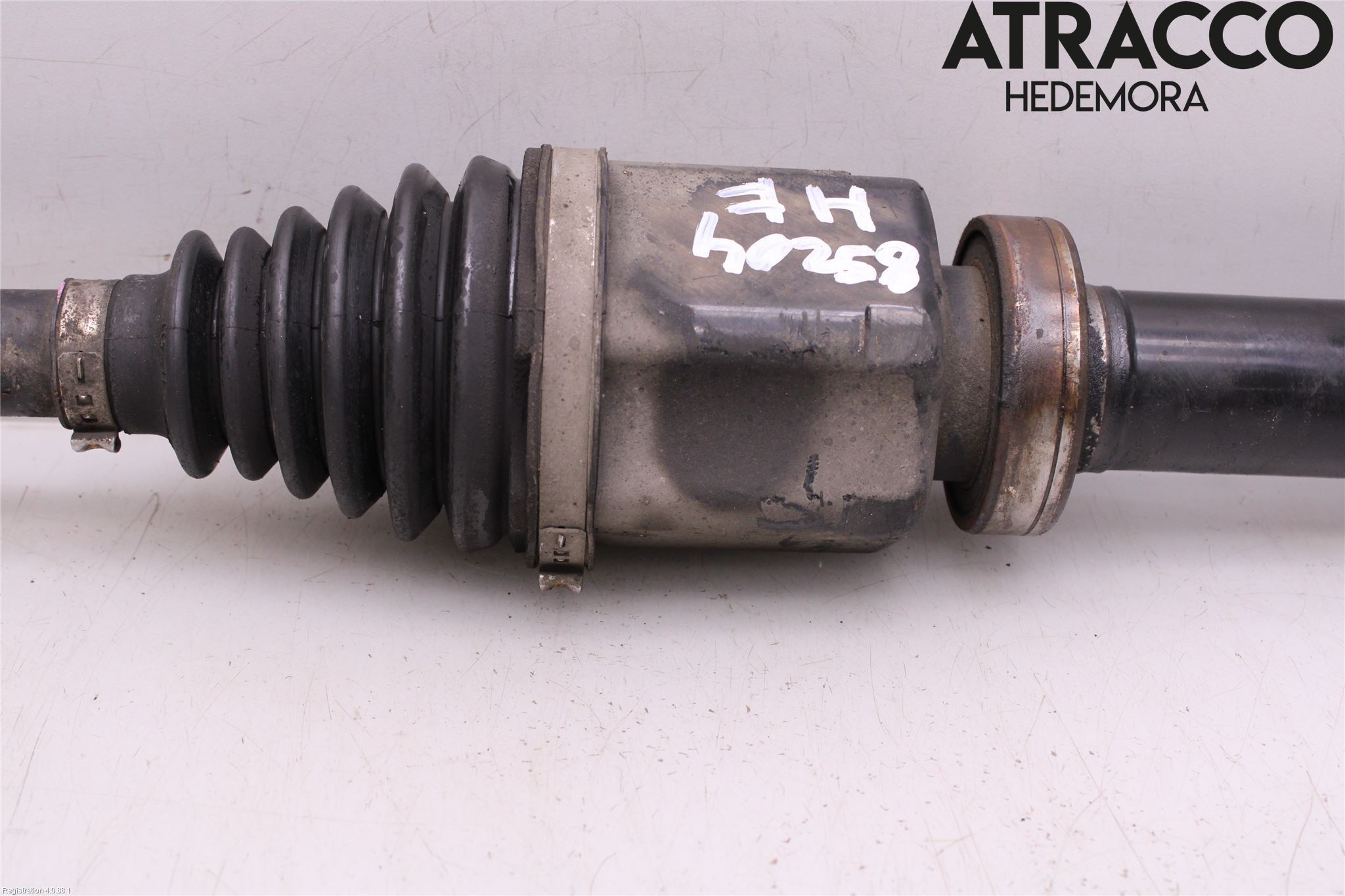 Volvo V70 08-13 Drivaxel Fram Höger