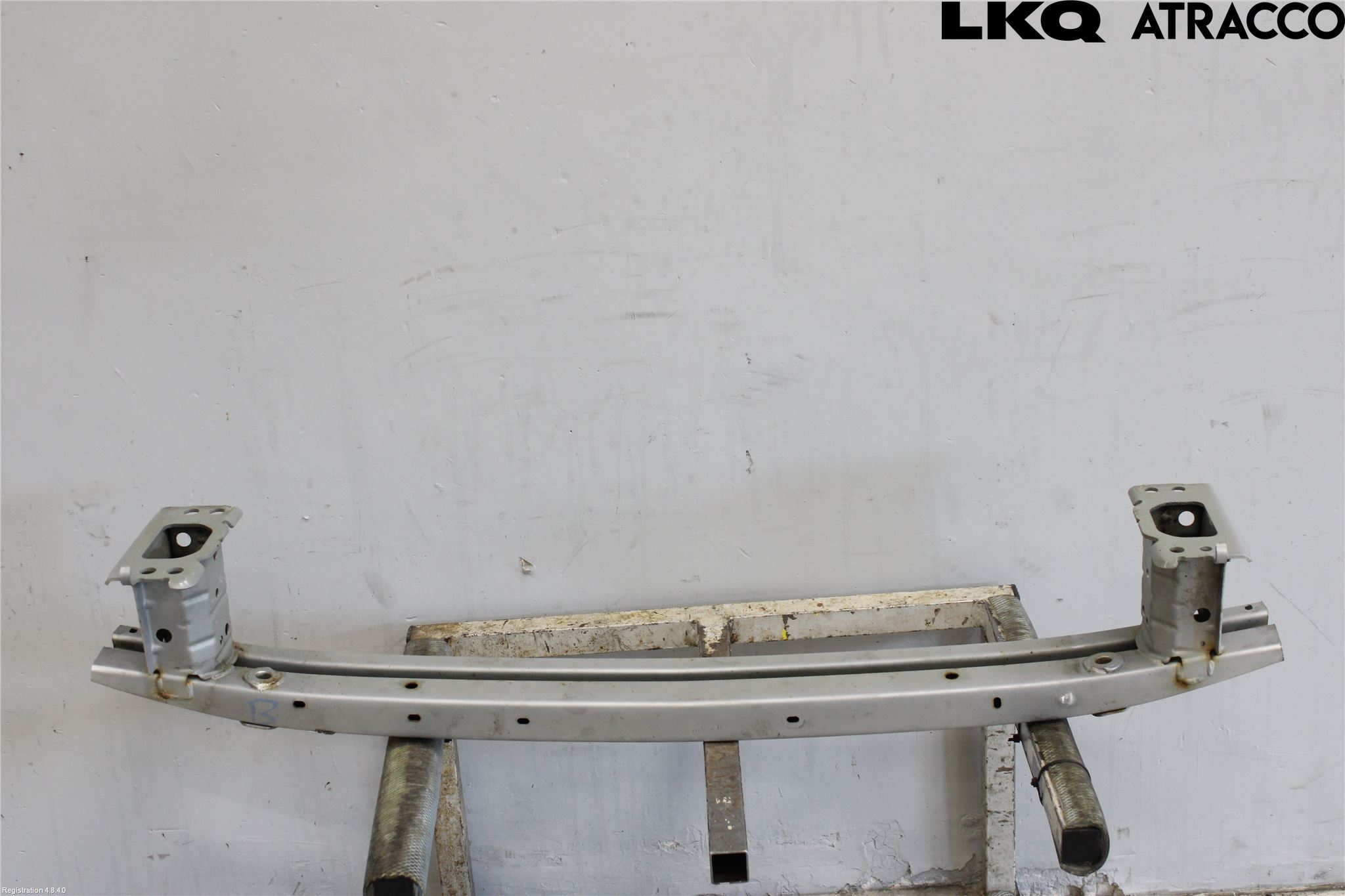 Toyota AURIS 10-12 Stötfångarbalk Fram