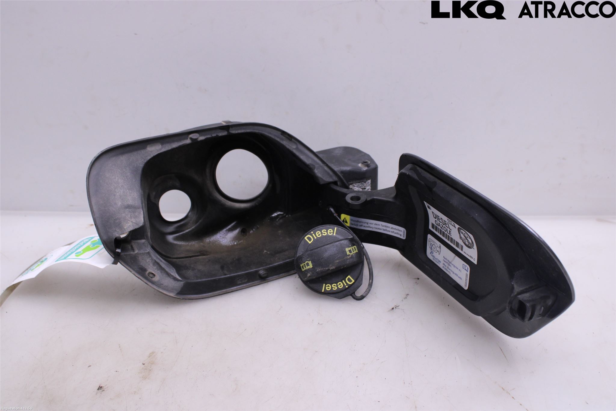 Volkswagen VW PASSAT 15-19 Tanklucka
