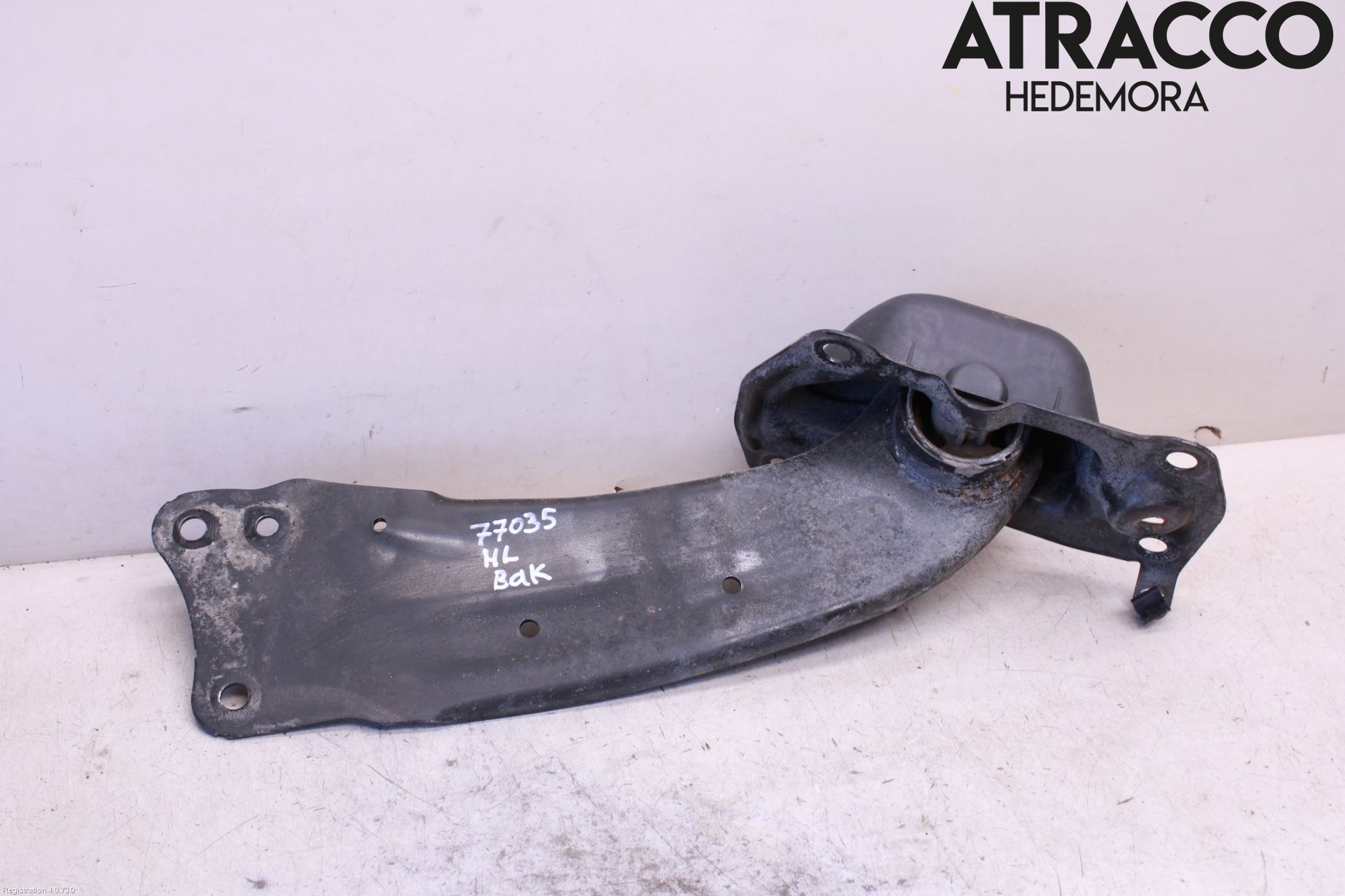 Audi Q3 8U 12-18 Bärarm Bak Höger