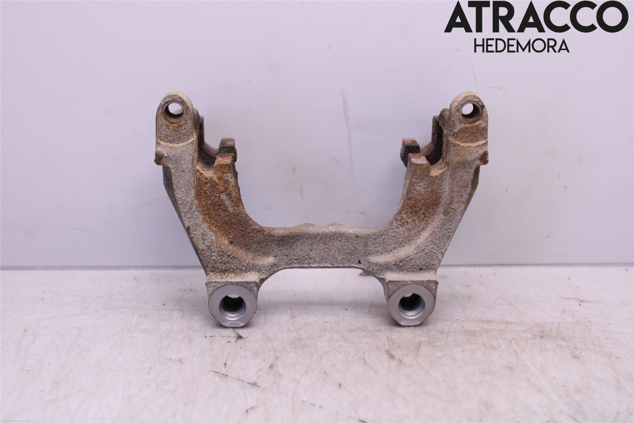 Volkswagen VW TIGUAN 16-24 Bromsokshållare