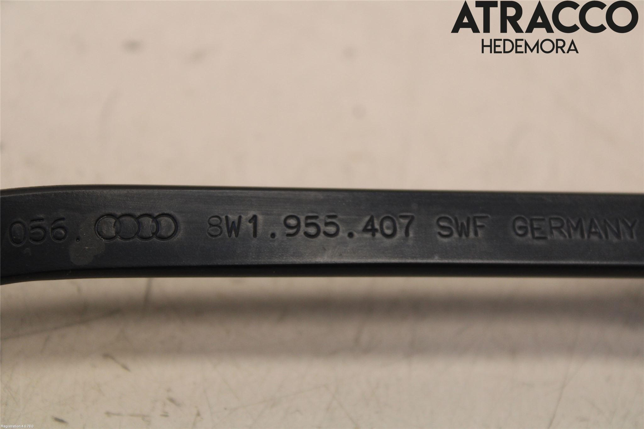 Audi A4/S4 B9 16-19 Torkararm Armar Vindruta