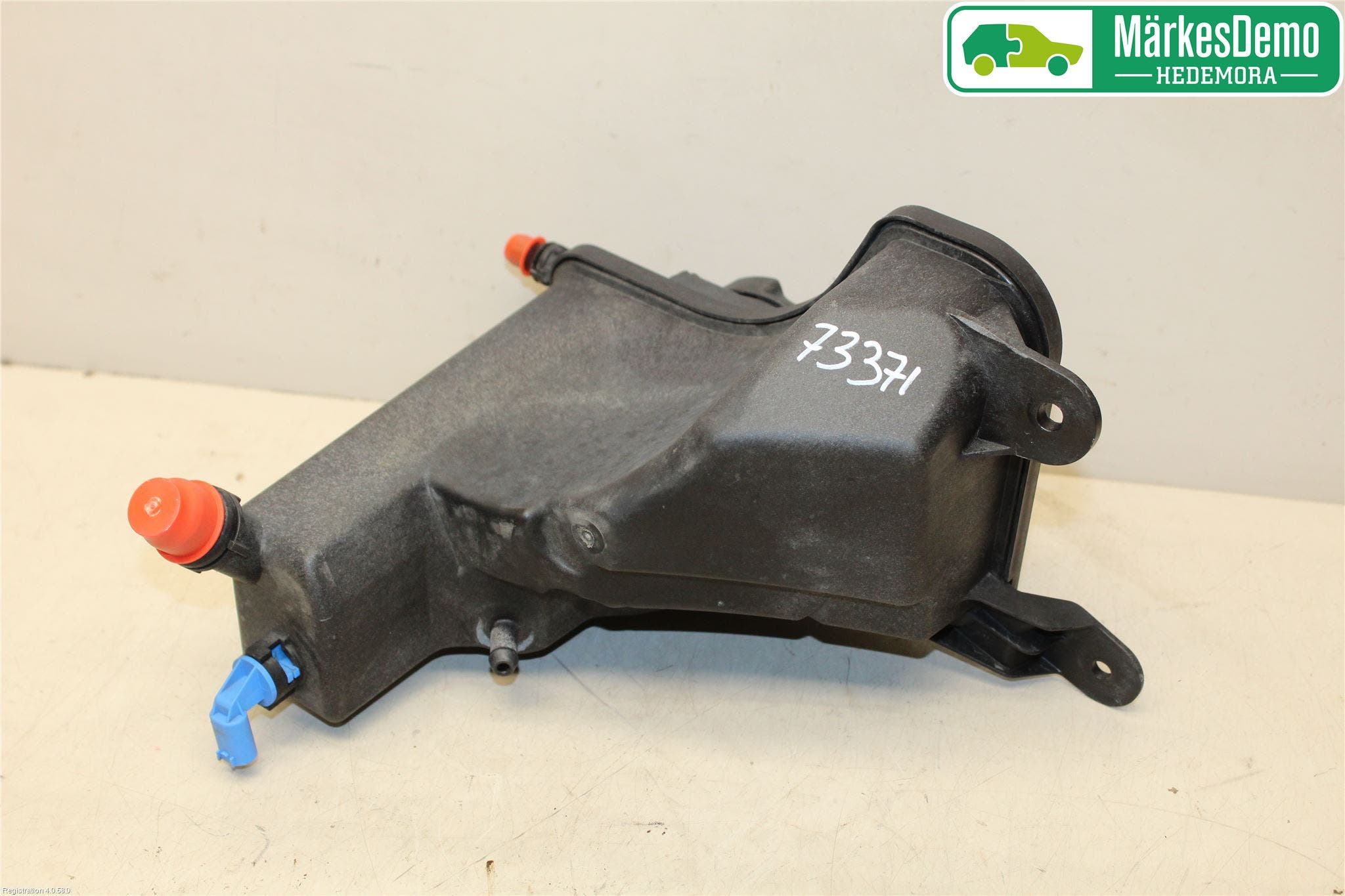 BMW 3 E90/91 SED/TOU 05-12 Expansionstank