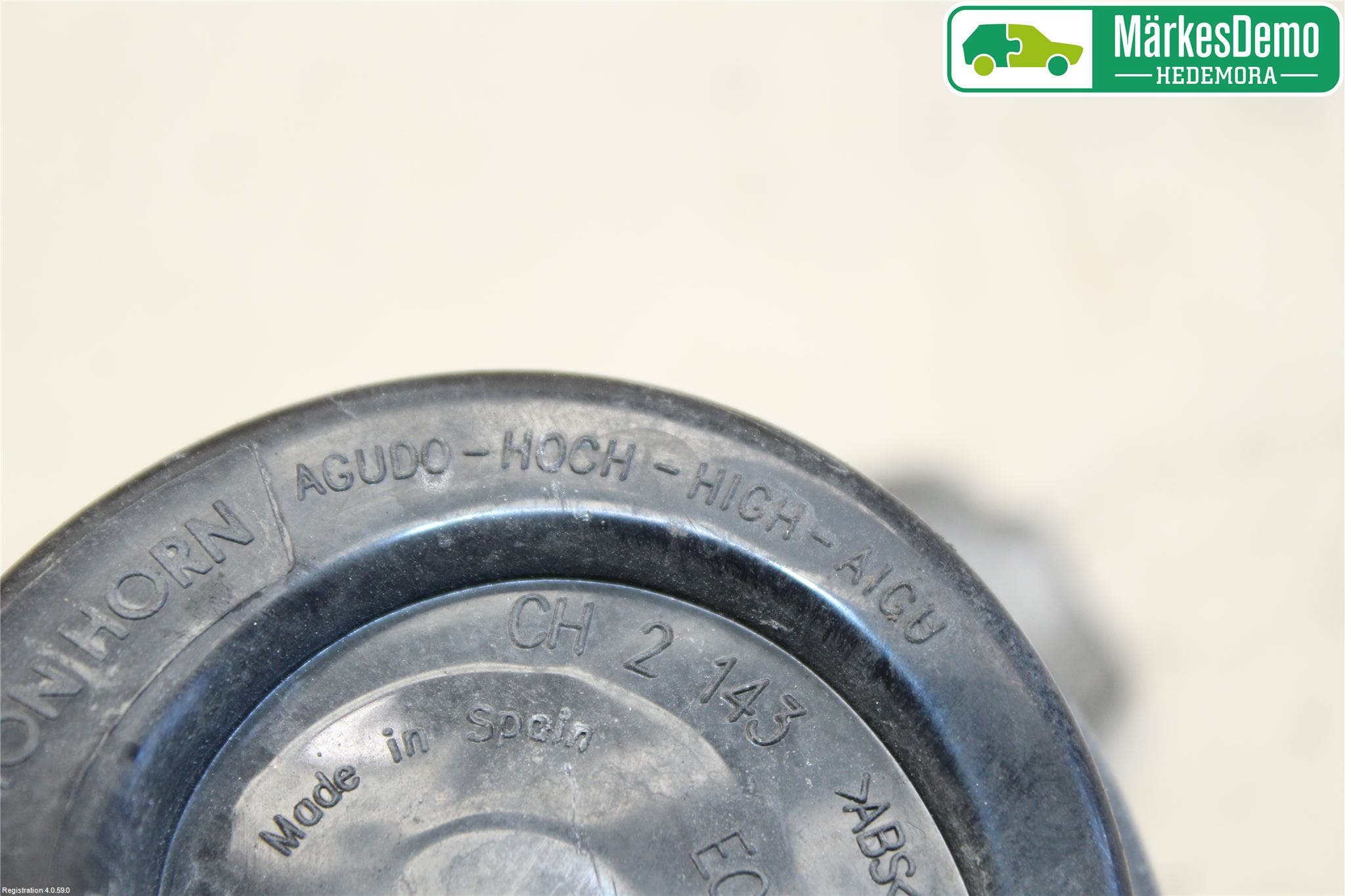 Volkswagen VW JETTA VI 11- Signalhorn