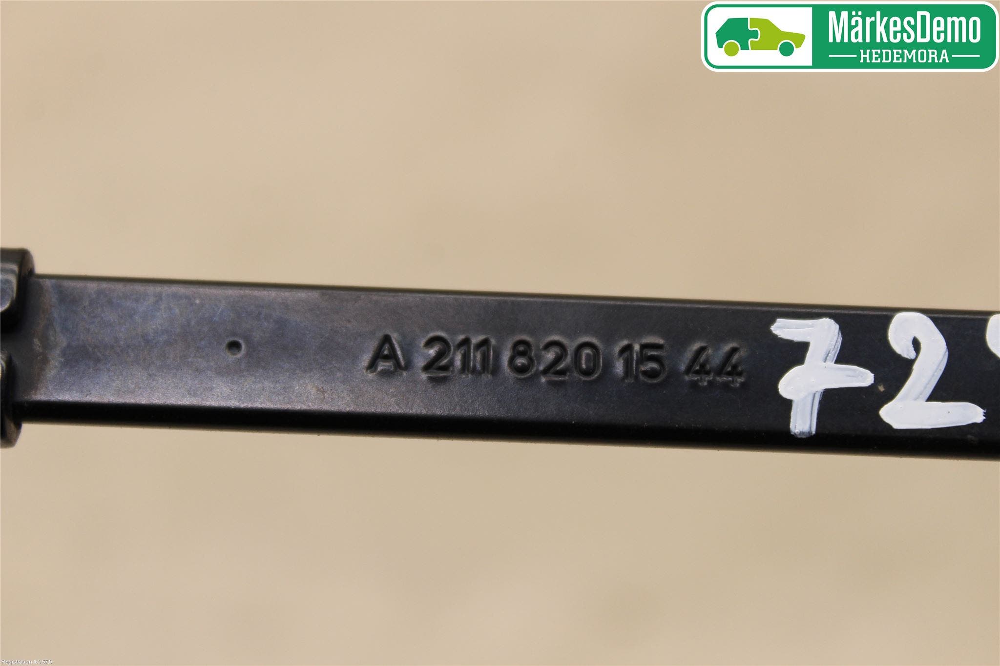 Mercedes-Benz MB E-KLASS (W211) 02-09 Torkararm Armar Vindruta