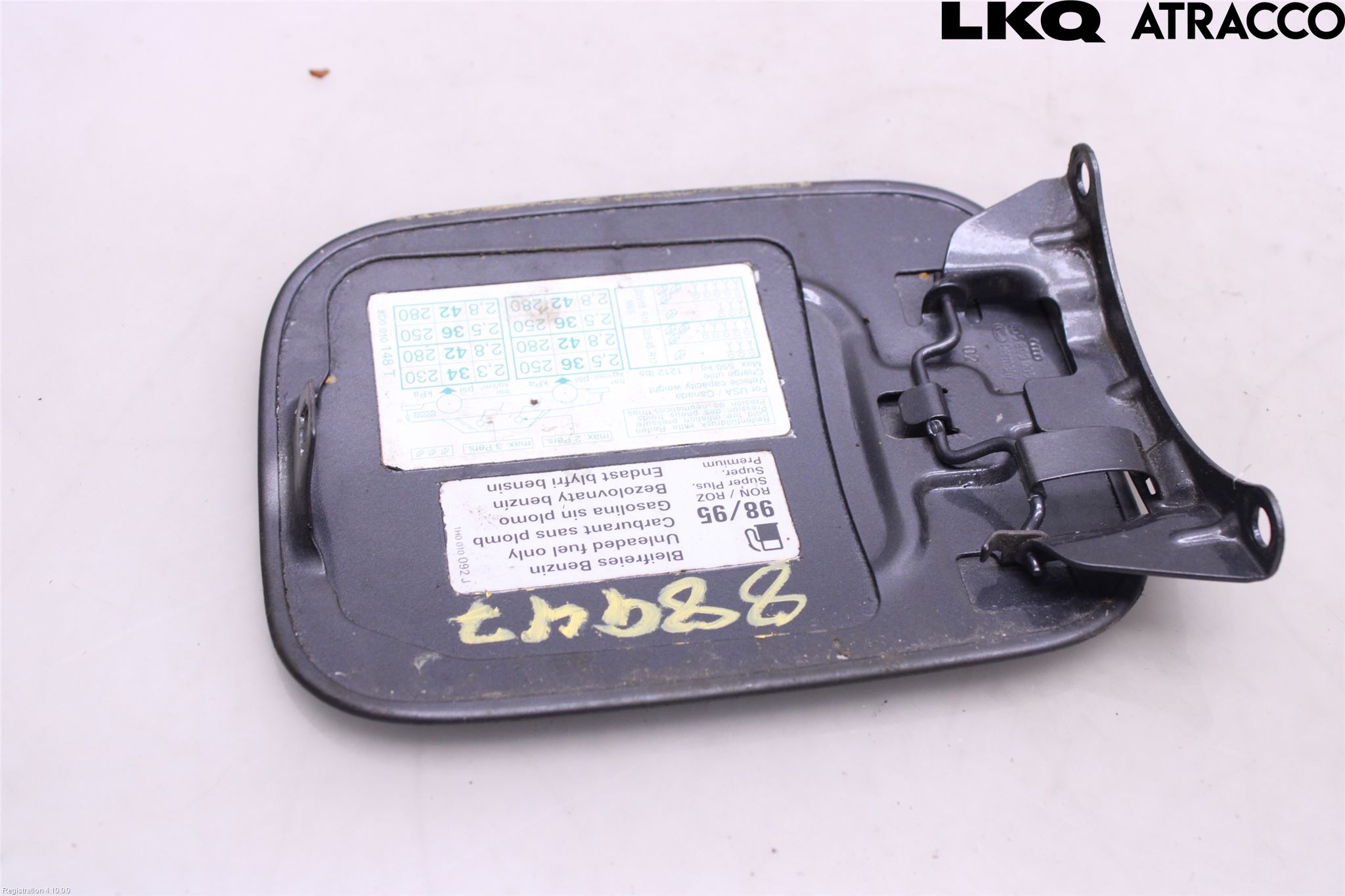 Audi A4/S4 94-99 Tanklucka