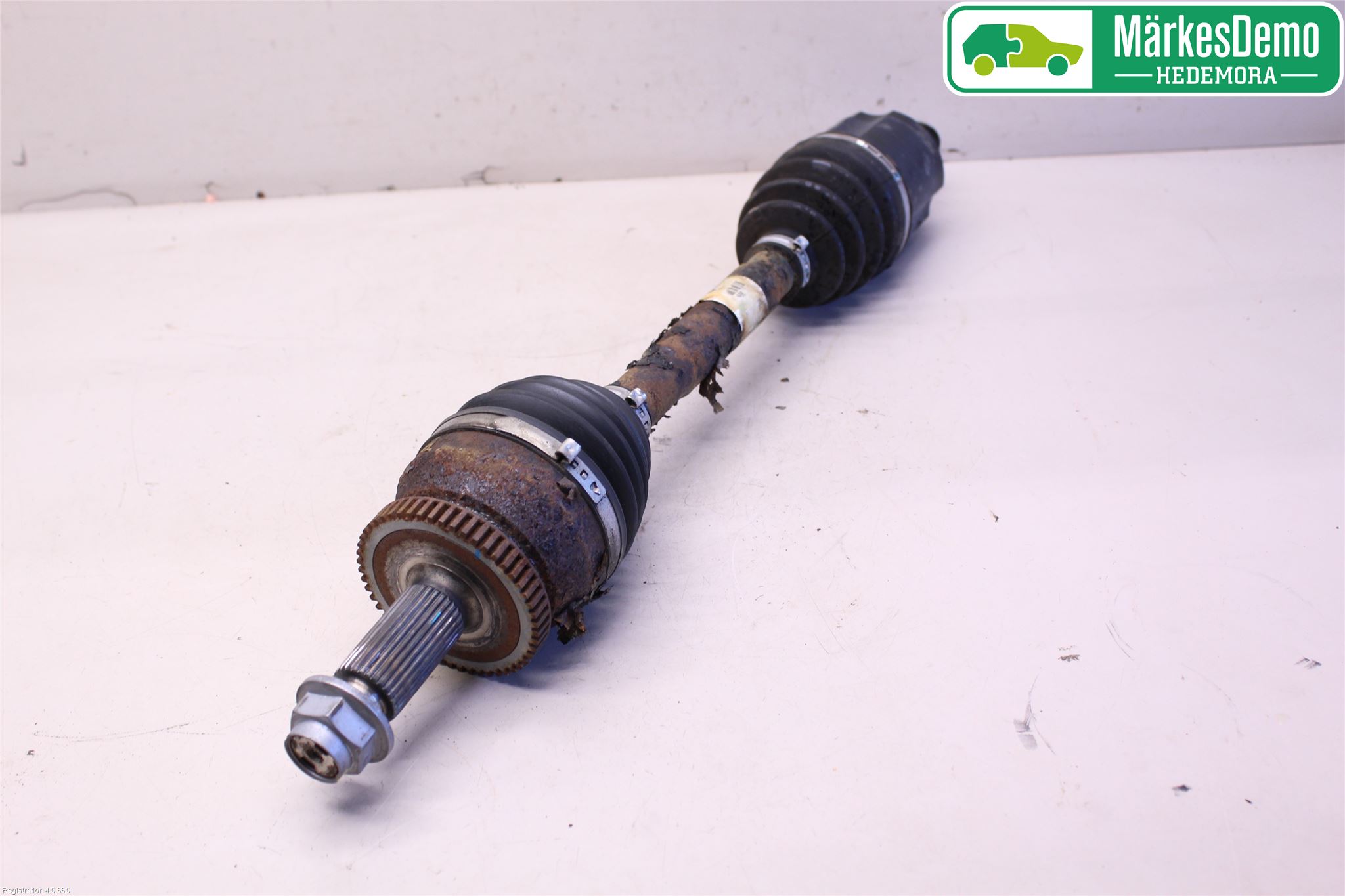 Kia SORENTO 15-20 Drivaxel Fram Vänster