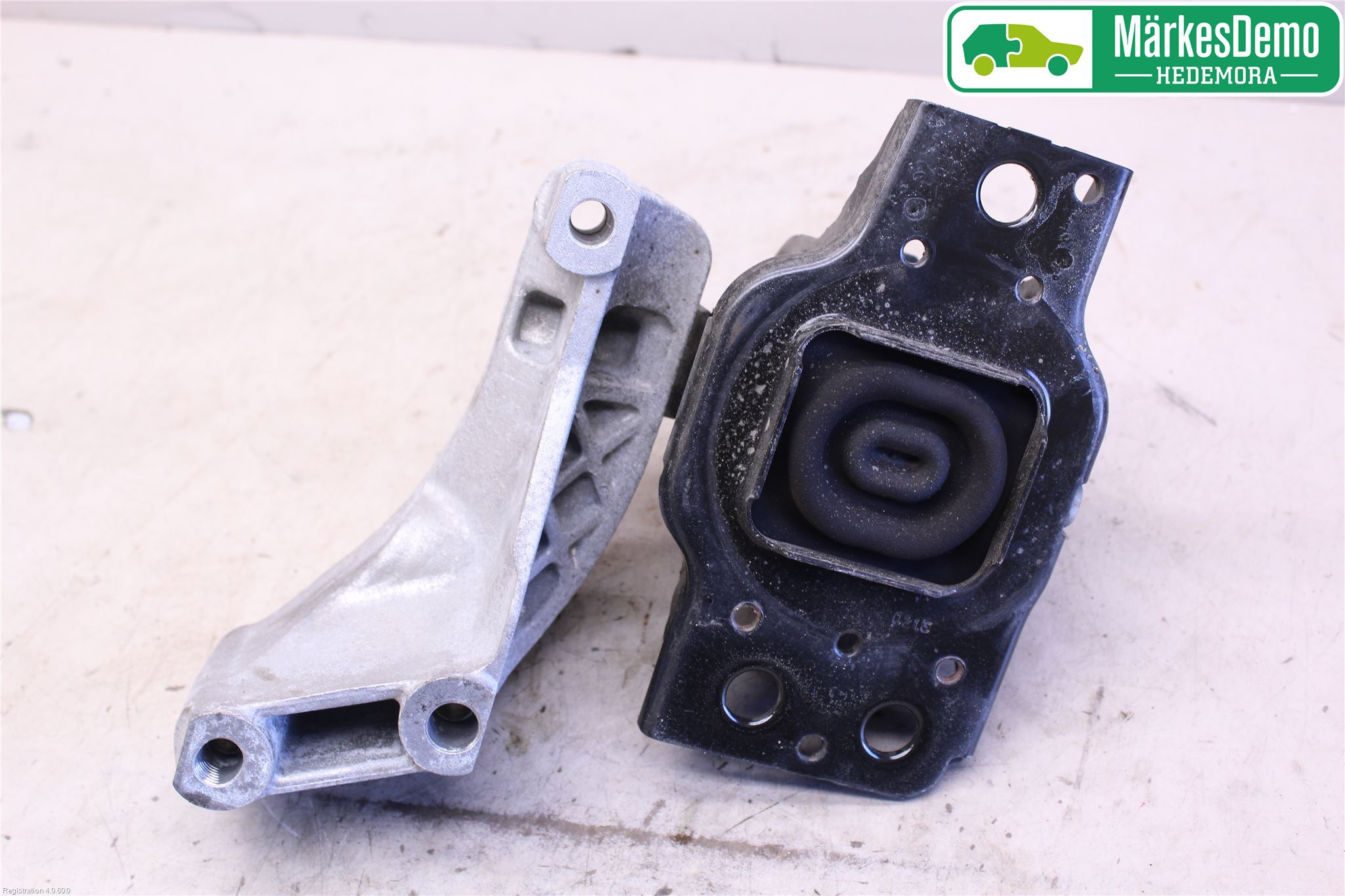 Nissan QASHQAI 10-14 Motorfäste