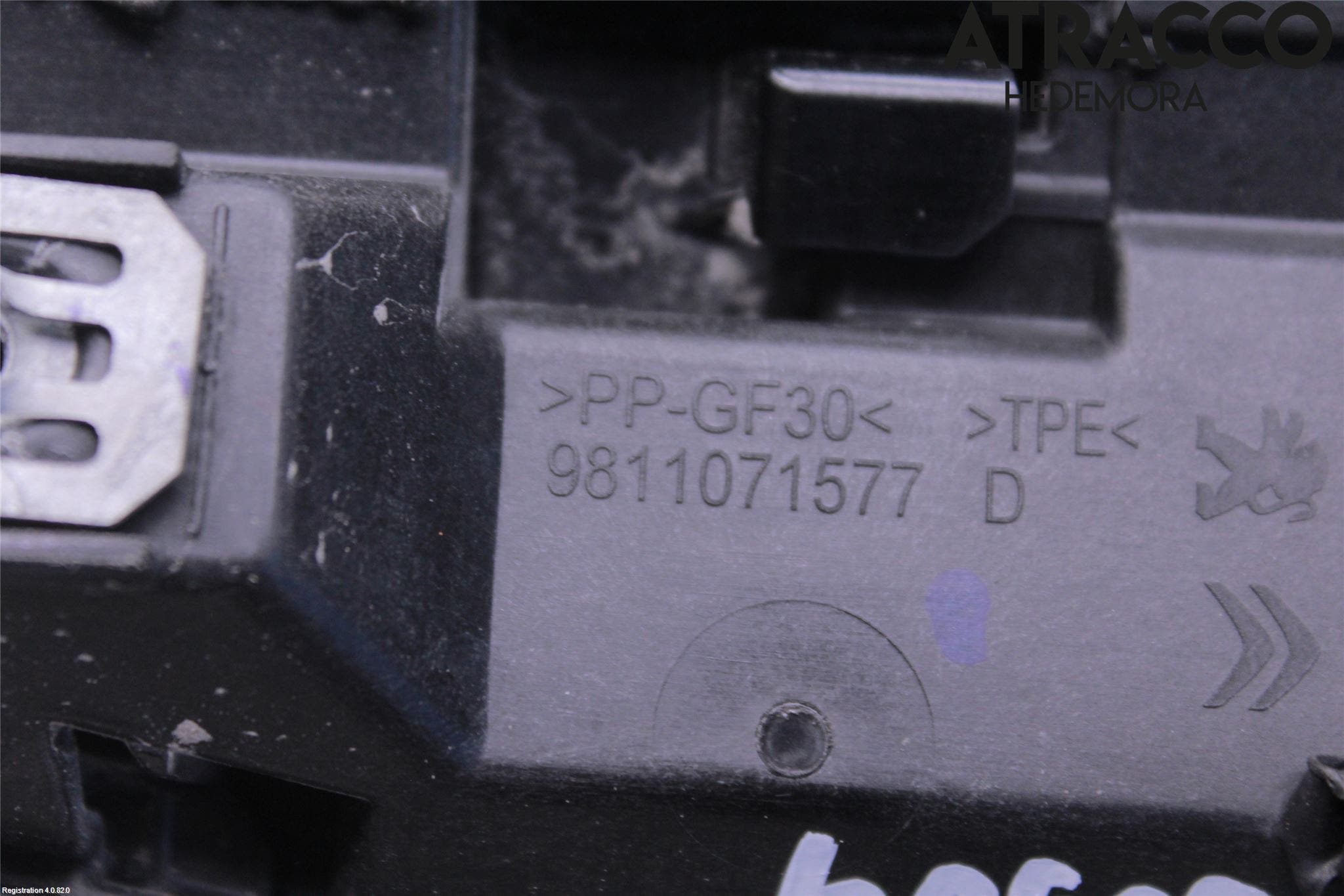 Peugeot 5008 17-24 Bakruta - Dekorlist