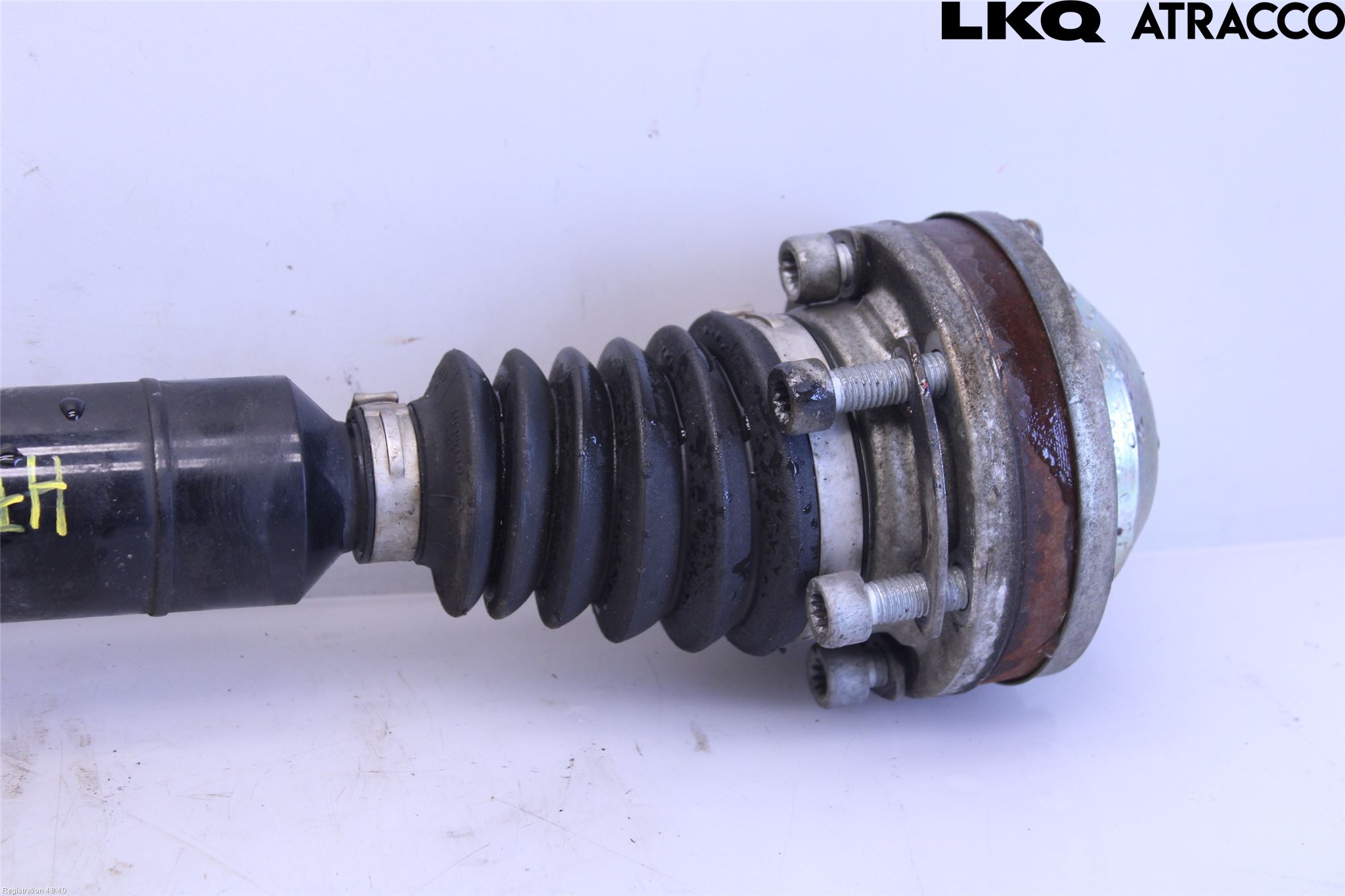 Volkswagen VW PASSAT 11-14 Drivaxel Fram Höger