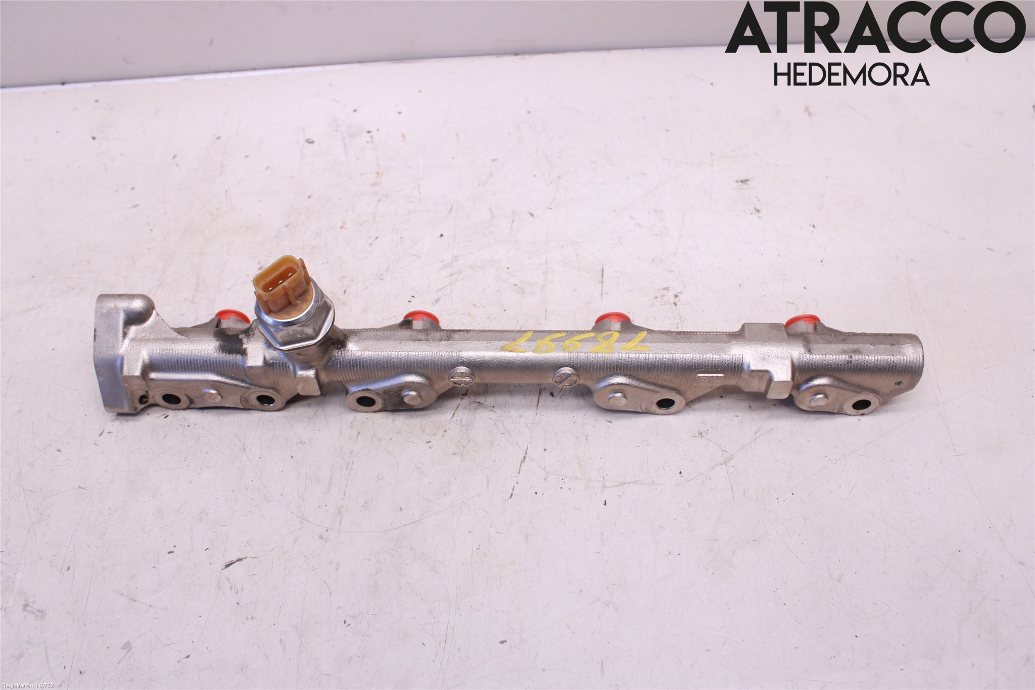 Nissan JUKE 10-14 Injspridarrör