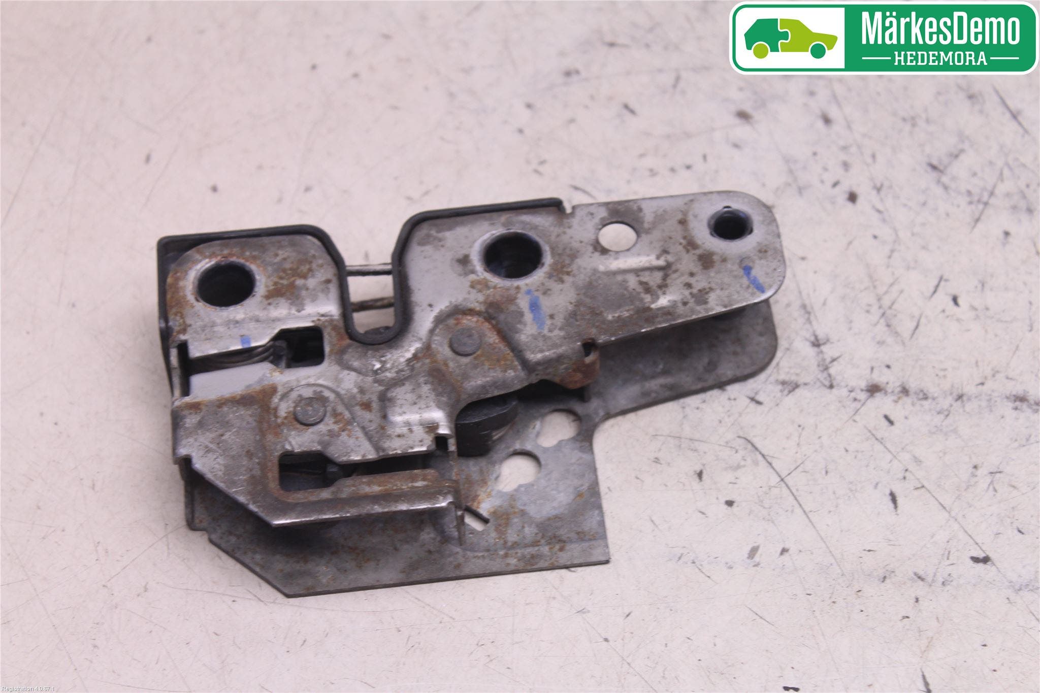 Volkswagen VW TRANSP/CARAVELLE (T5) 04-15 Huvlås