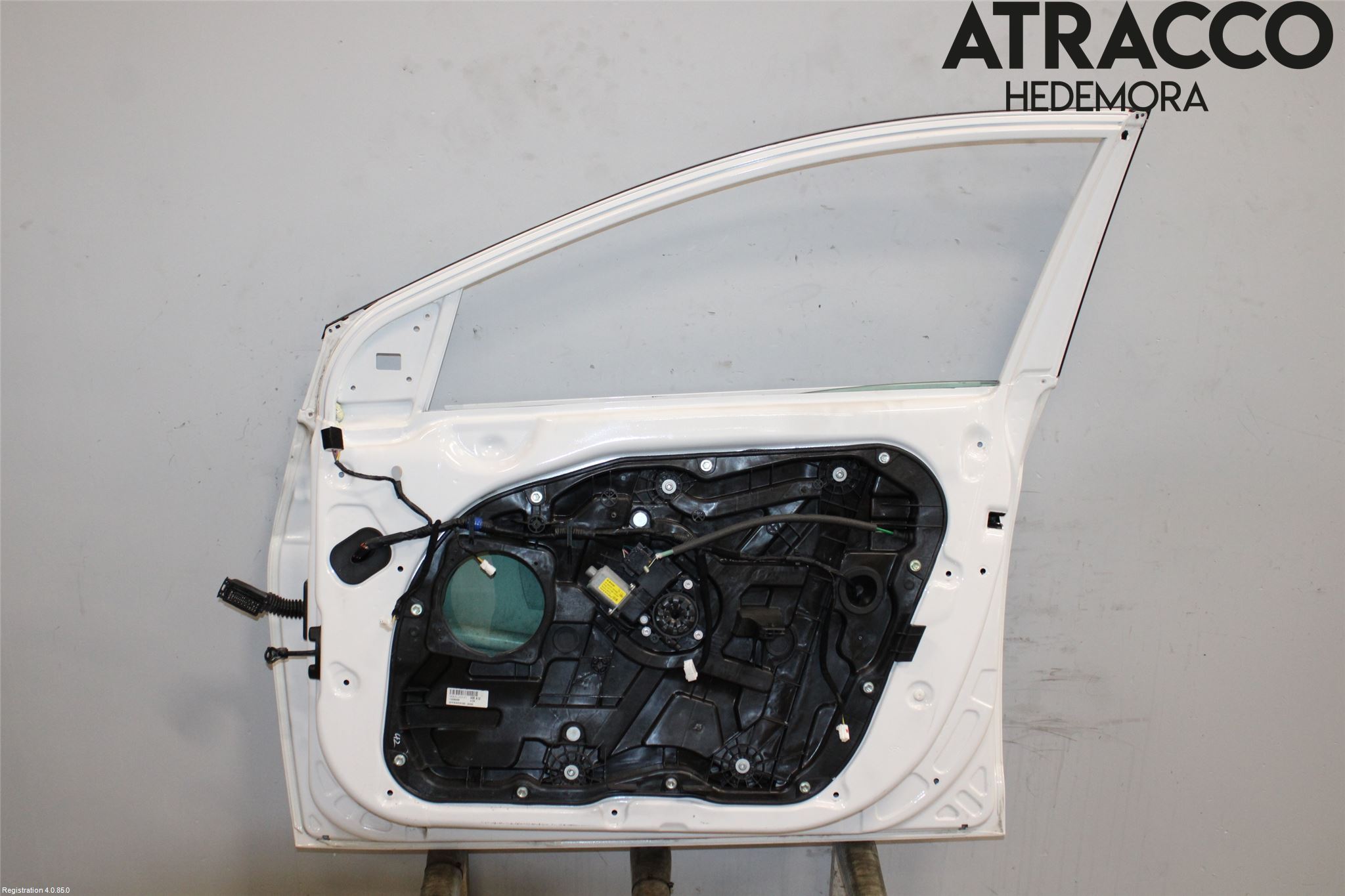 Hyundai i40 08-15 Dörr Fram Höger