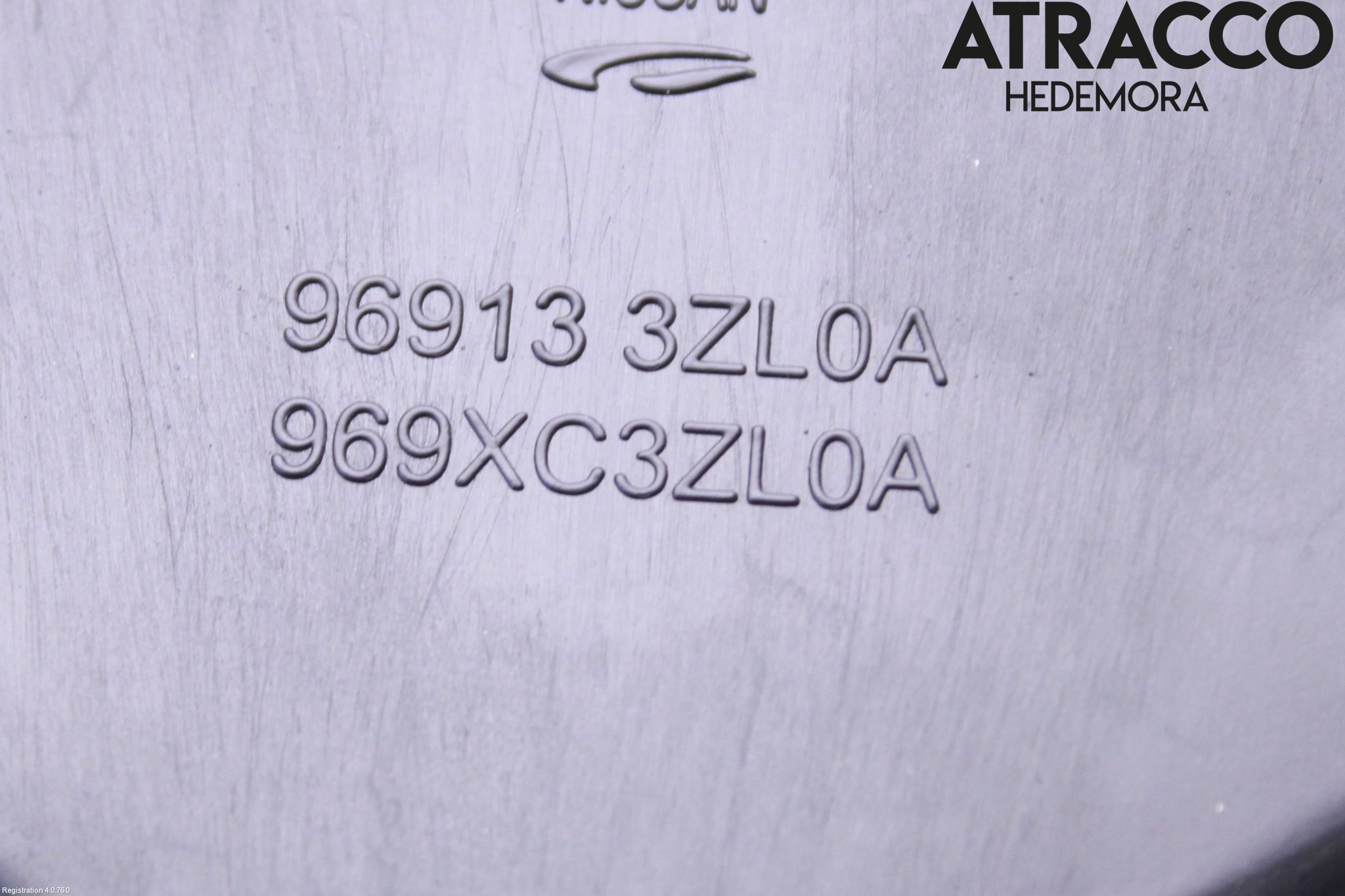 Nissan PULSAR Mugghållare