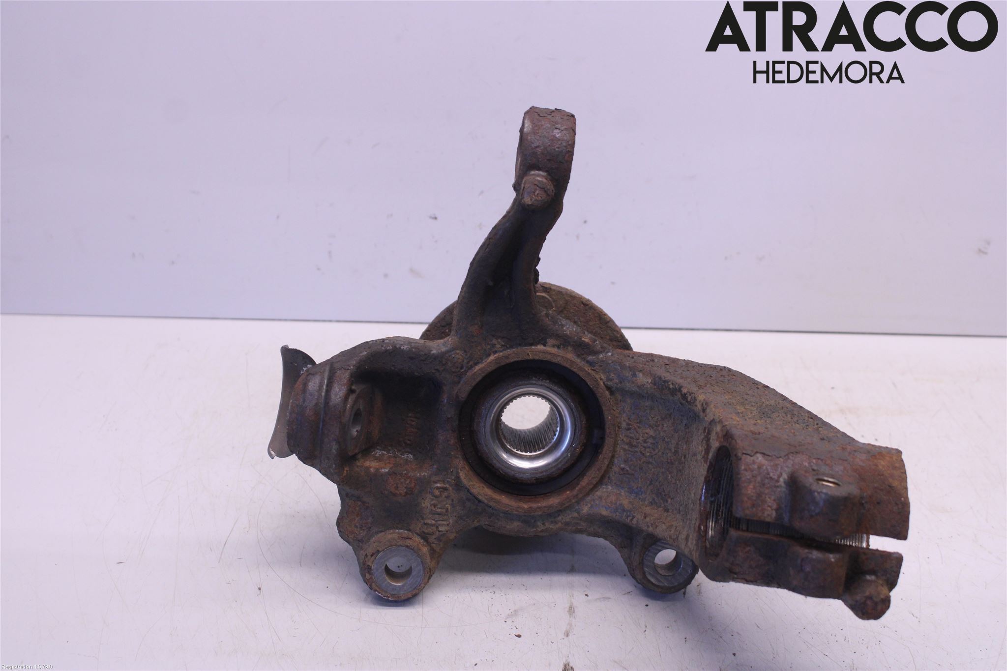 Ford MONDEO 07-15 Styrspindel Lagerhus Vä