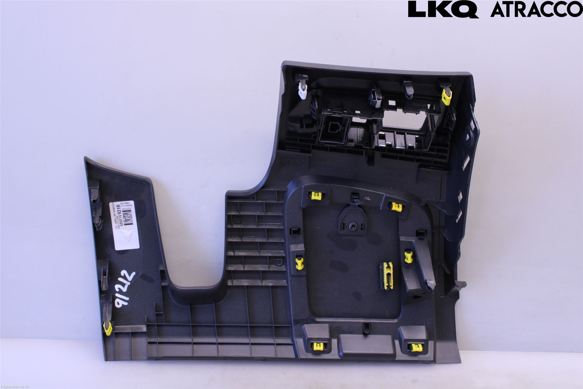 Renault CAPTUR 20-24 Instrumentbräda Sparkskydd