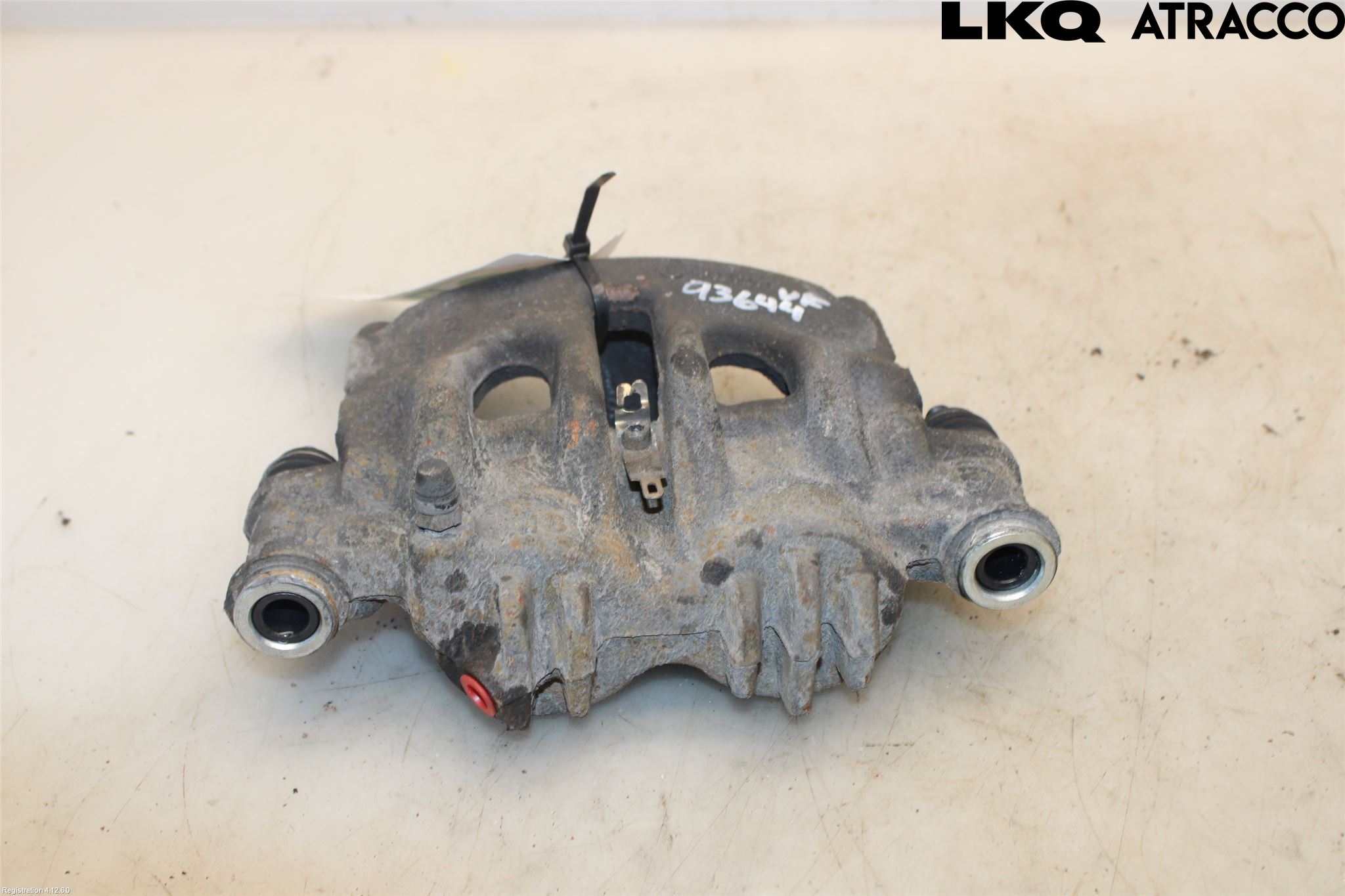 Nissan NV400 12-24 Bromsok Fram Vänster