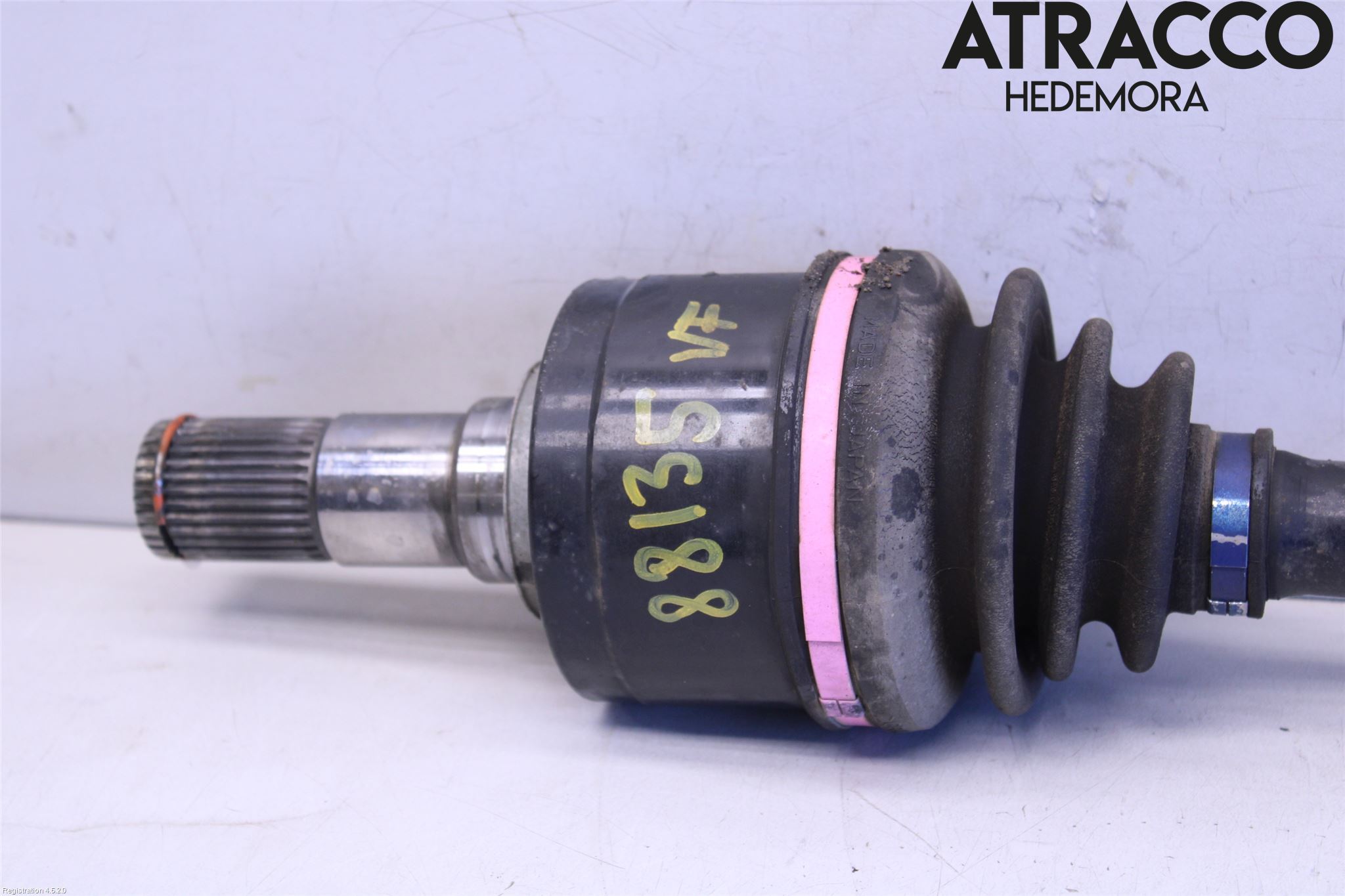 Mazda 3 III 14-19 Drivaxel Fram Vänster