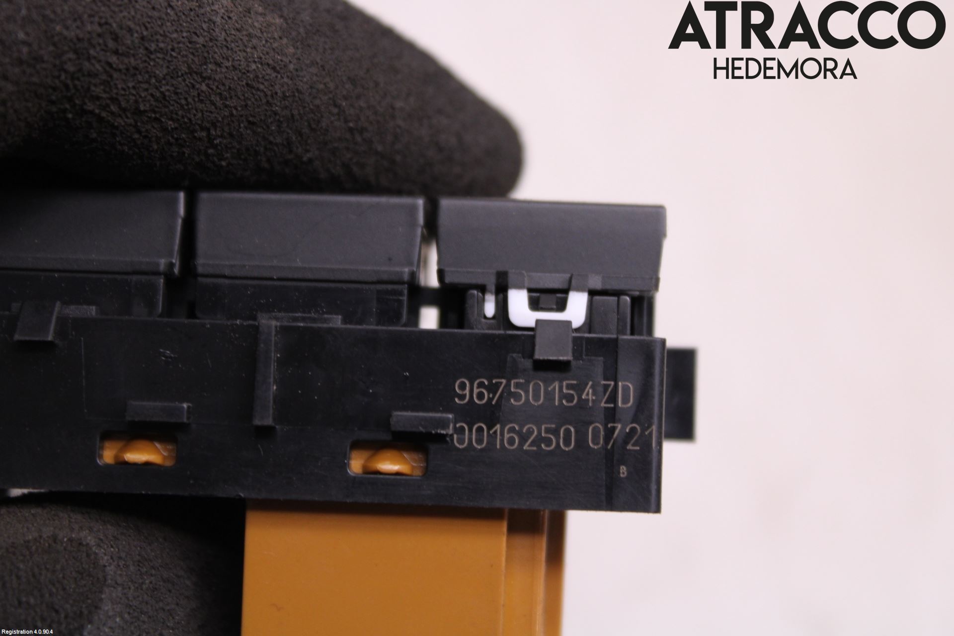 Peugeot PEUGOT 208 16-19 Strömställare Barnlås