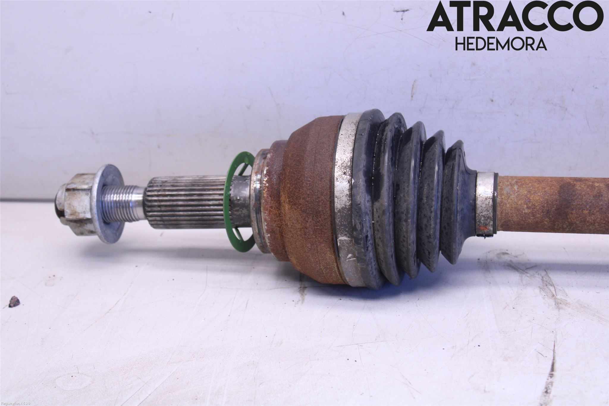 Ford E-TRANSIT SKÅP/BUSS 22- Drivaxel Bak Höger