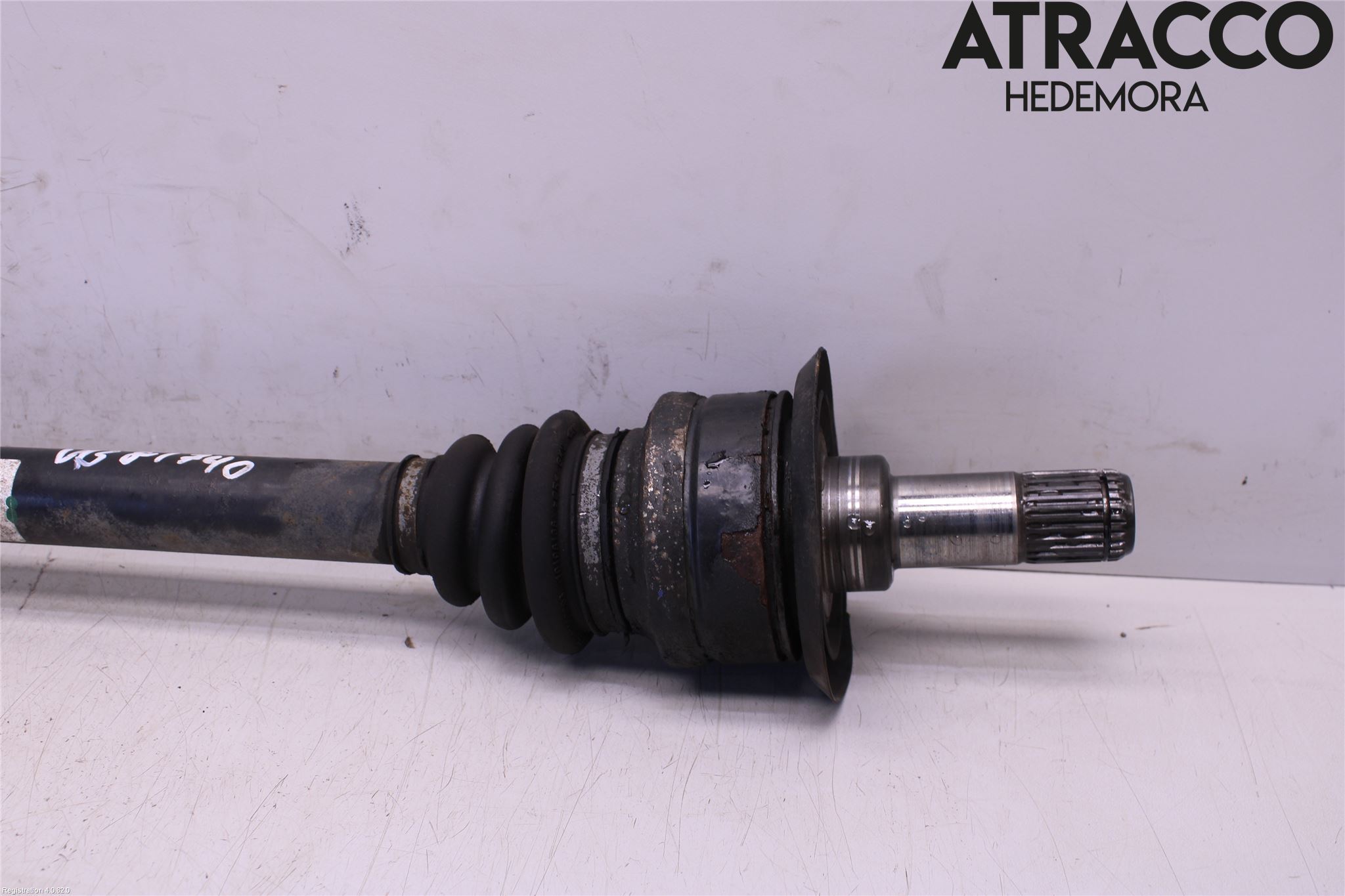 BMW 1 F20/F21 11-19 Drivaxel Bak Vänster