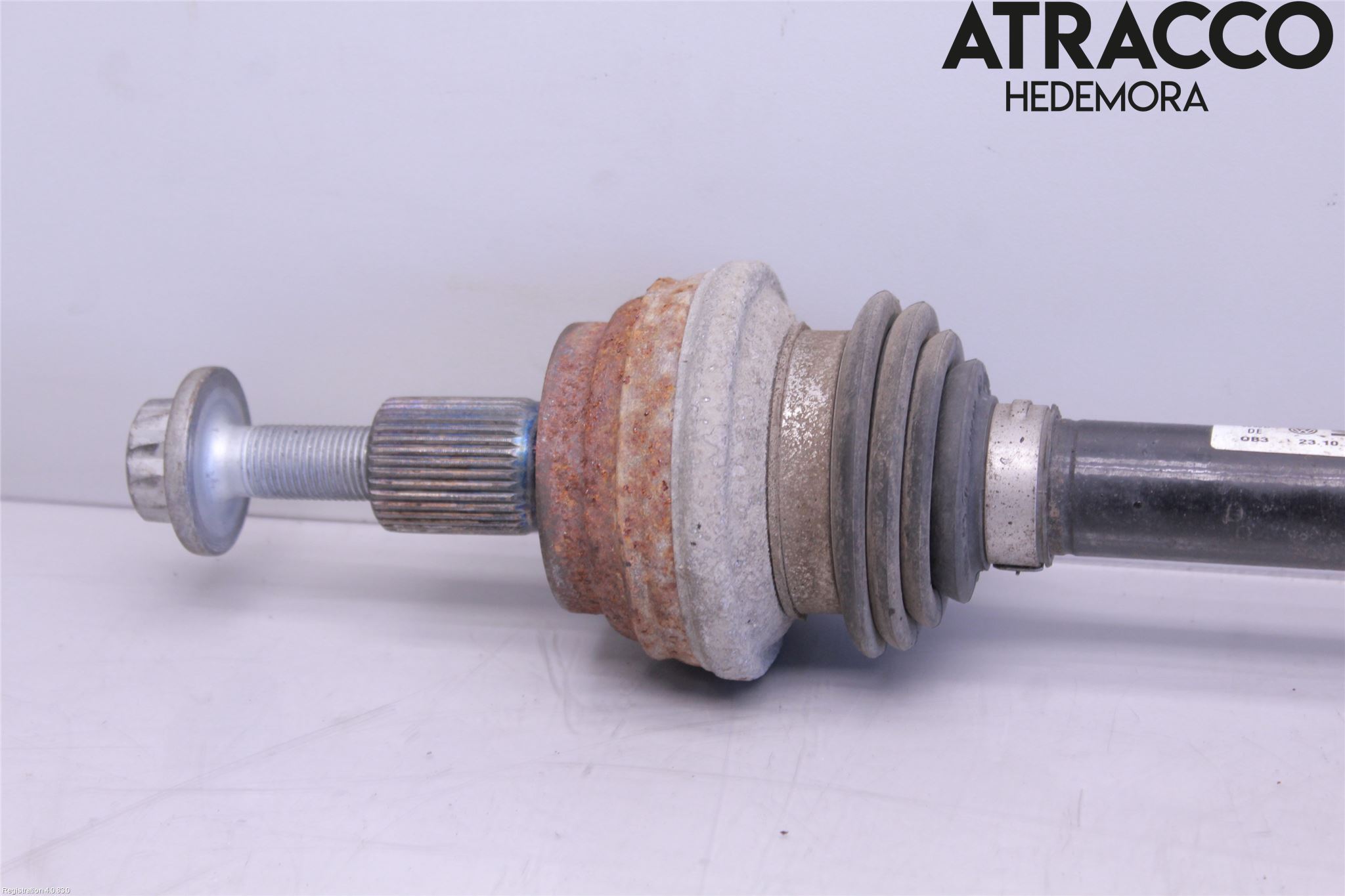 Volkswagen VW TIGUAN 16-24 Drivaxel Bak Vänster