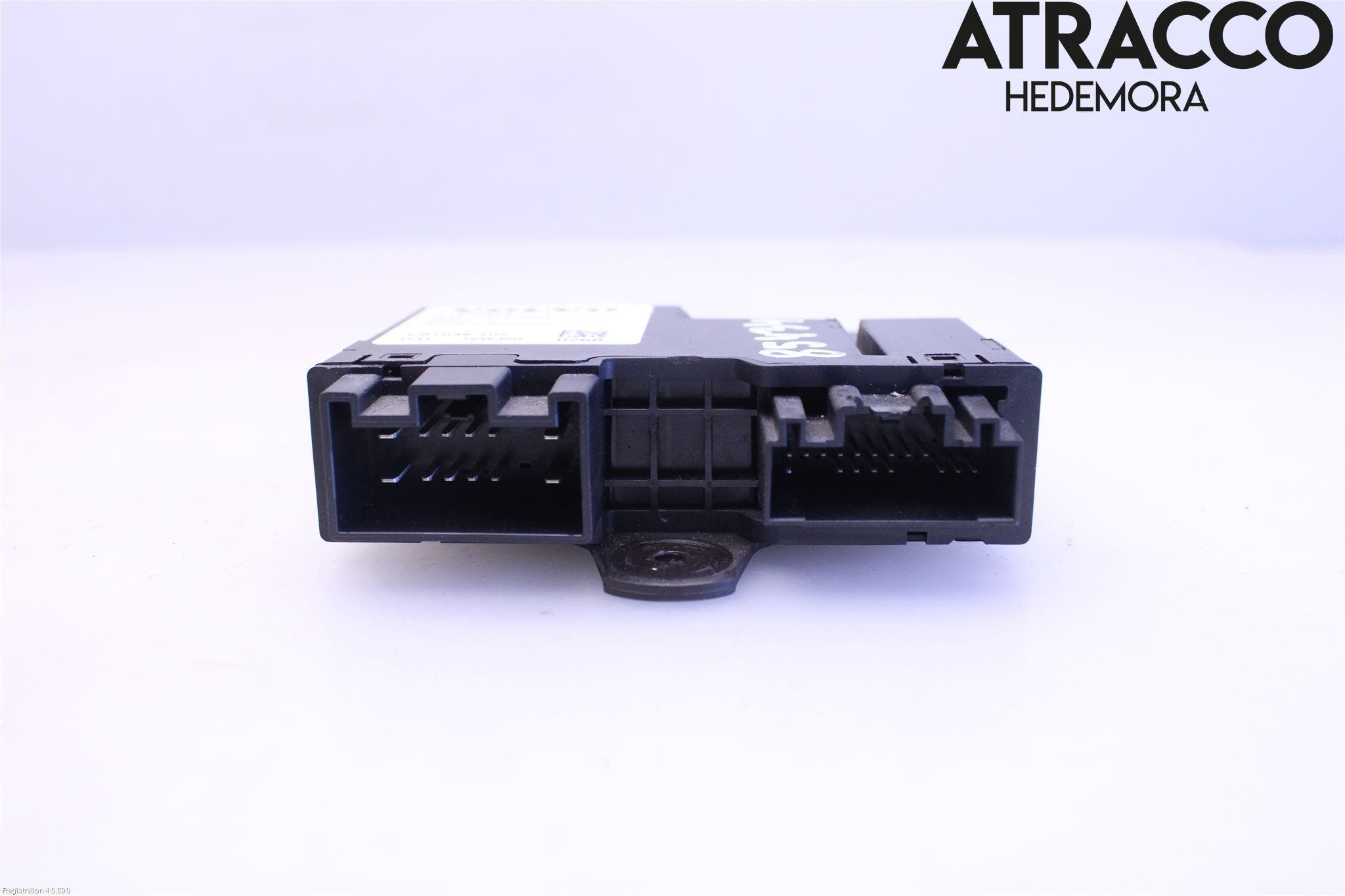 Volvo V90 17->> Styrenhet Baklucka