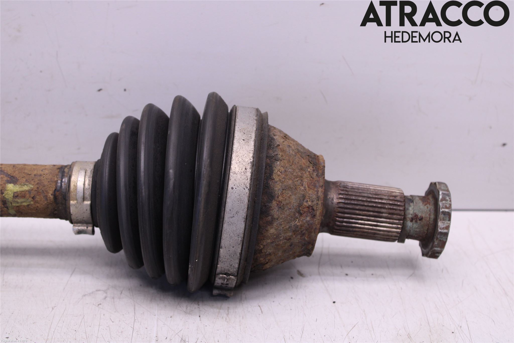 Skoda ROOMSTER Drivaxel Fram Vänster