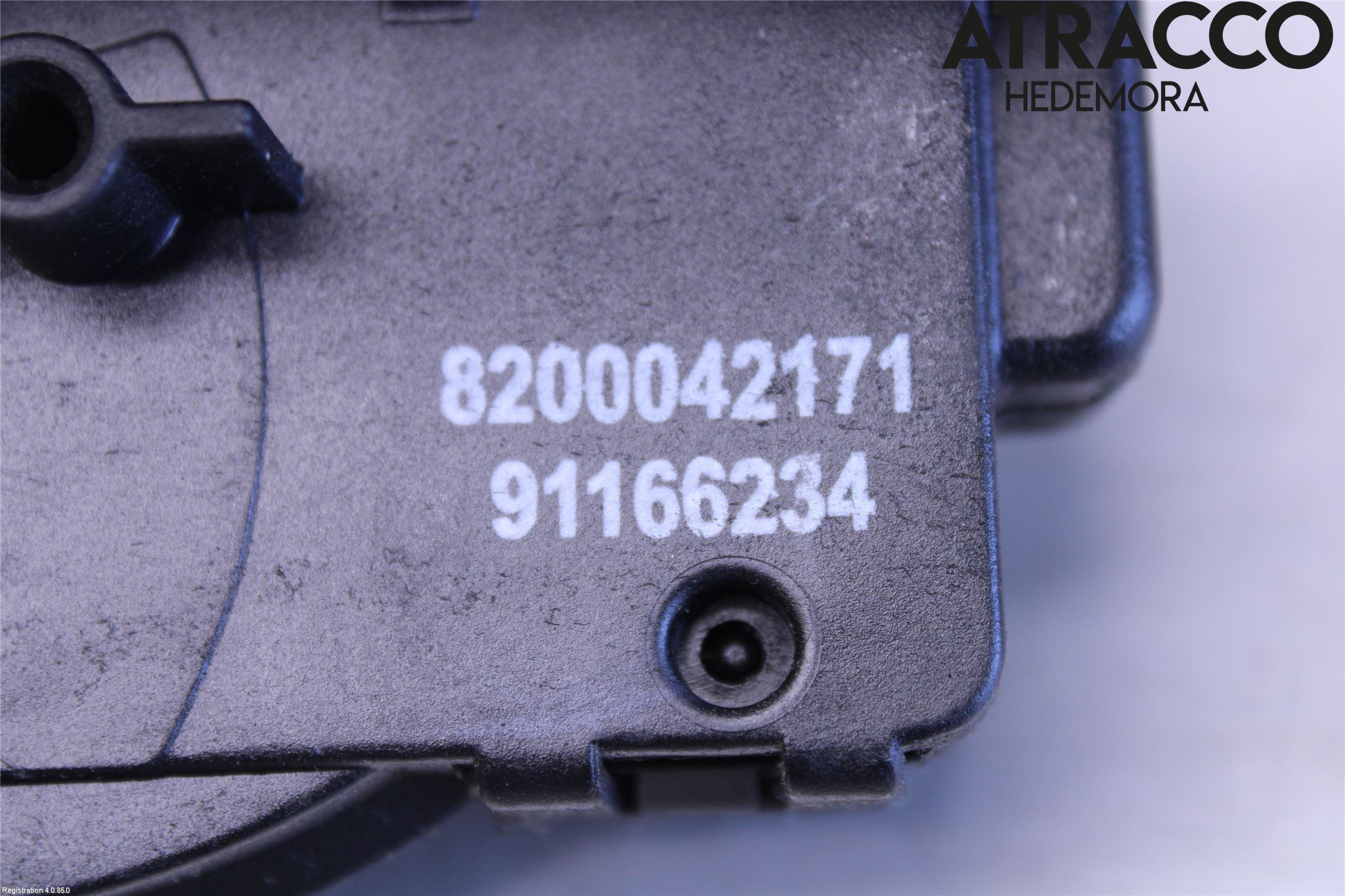 Opel VIVARO 01-14 Låskista-Dörrlås